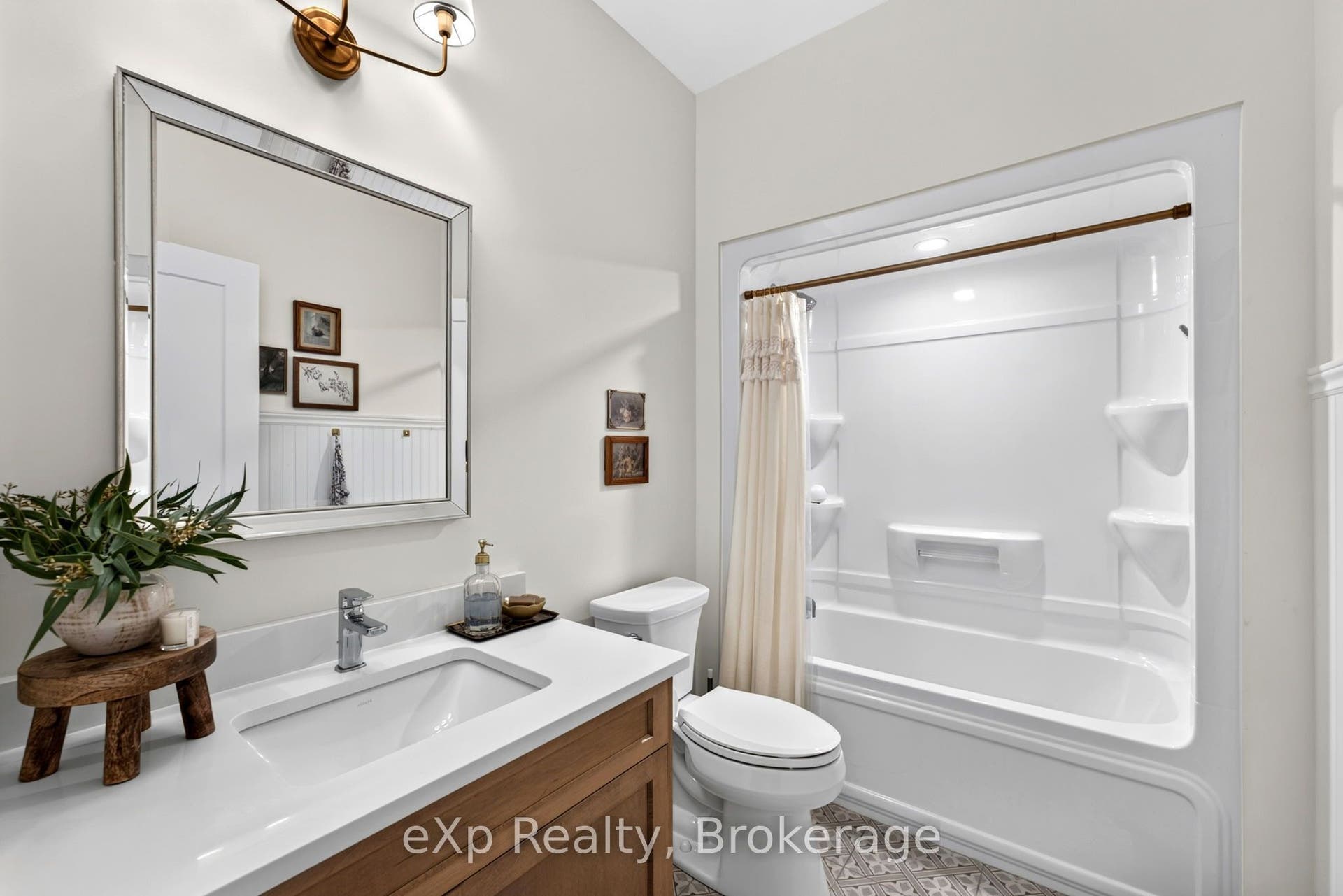 160 Orr Street, Stratford, Perth ON N5A 2K1