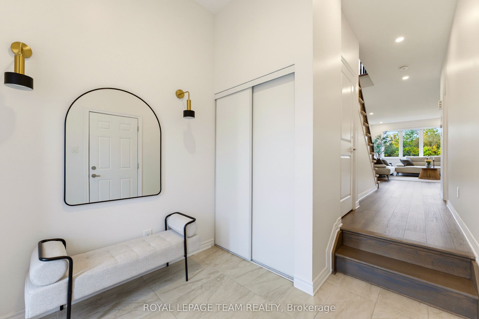95 Rallidale Street, Blossom Park - Airport And Area, Ottawa ON K1X 0G7