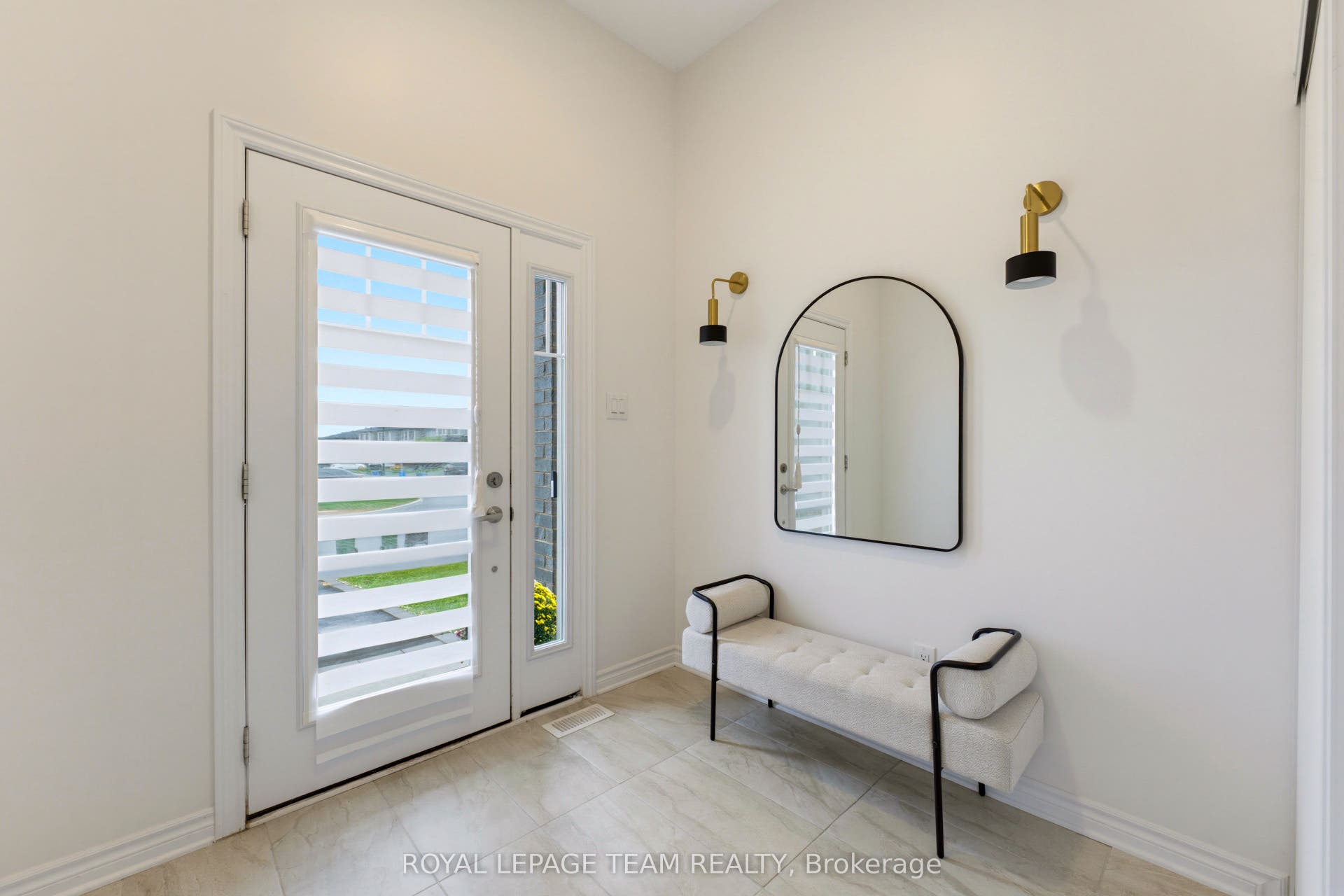 95 Rallidale Street, Blossom Park - Airport And Area, Ottawa ON K1X 0G7