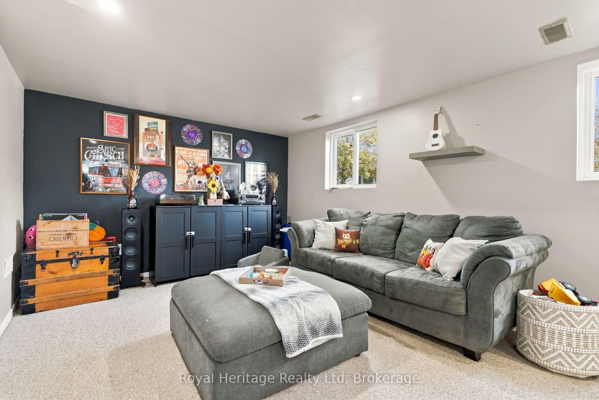 1533 Redwood Drive, Peterborough, Peterborough ON K9K 1B5