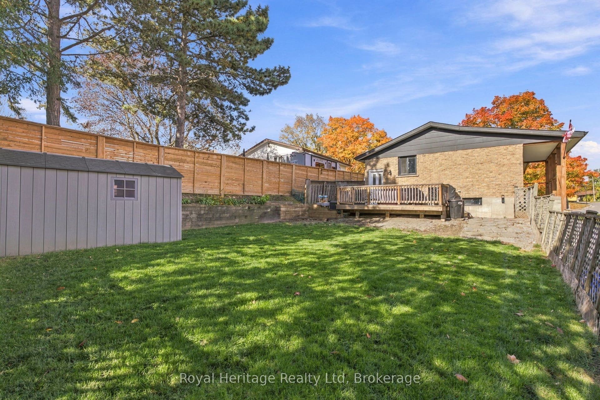 1533 Redwood Drive, Peterborough, Peterborough ON K9K 1B5