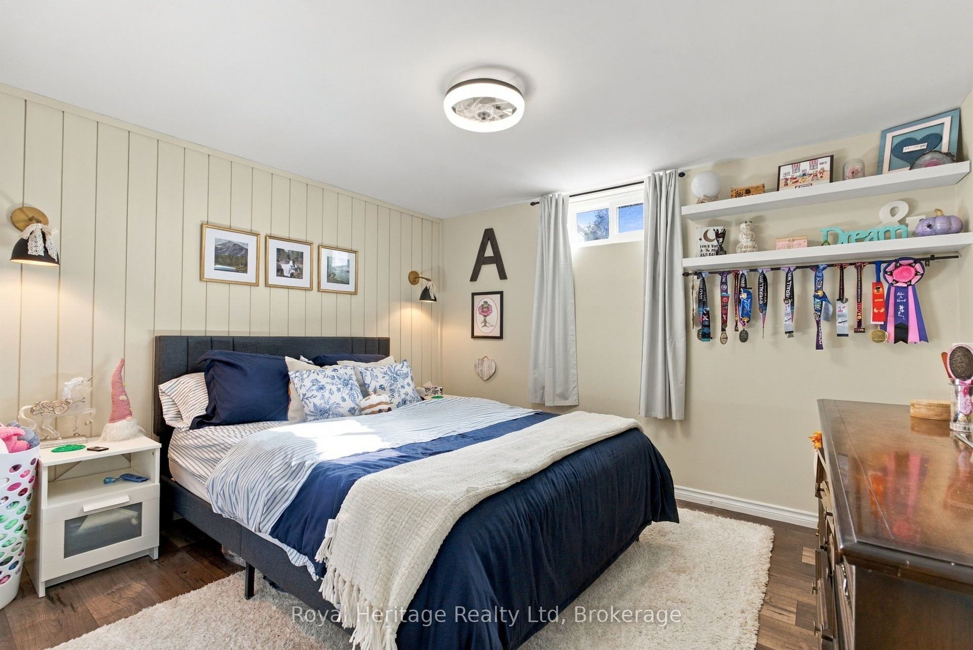 1533 Redwood Drive, Peterborough, Peterborough ON K9K 1B5