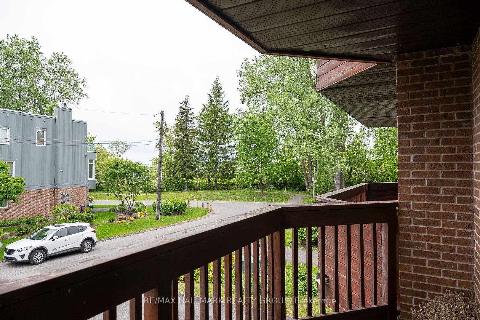 15 Birchdale Avenue, Crystal Bay - Rocky Point - Bayshore, Ottawa ON K2H 5A1 Balcony