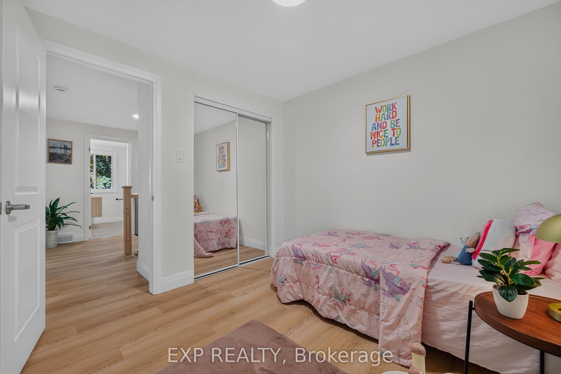 103 Dalegrove Drive, Kitchener, Waterloo ON N2M 2G6