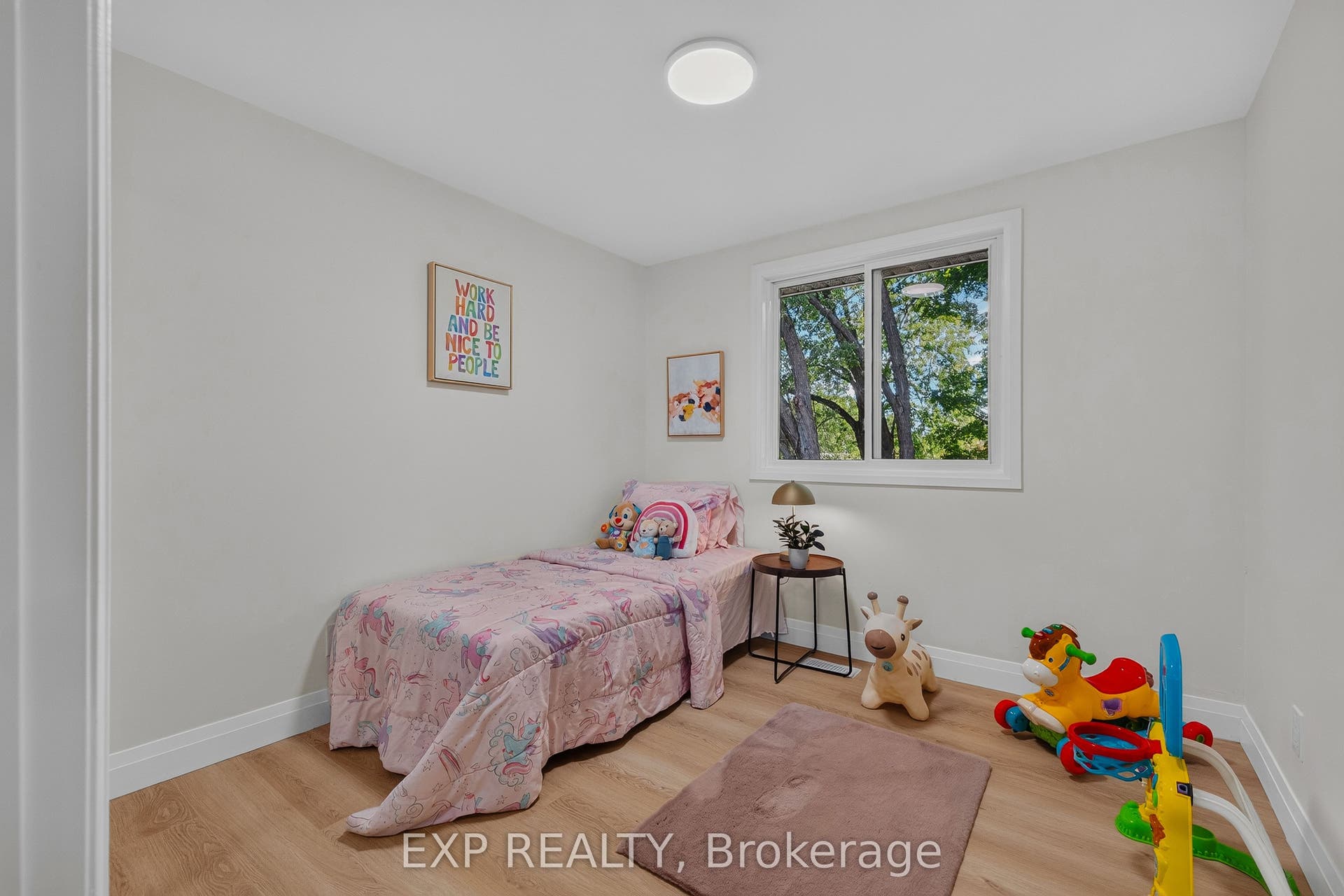 103 Dalegrove Drive, Kitchener, Waterloo ON N2M 2G6
