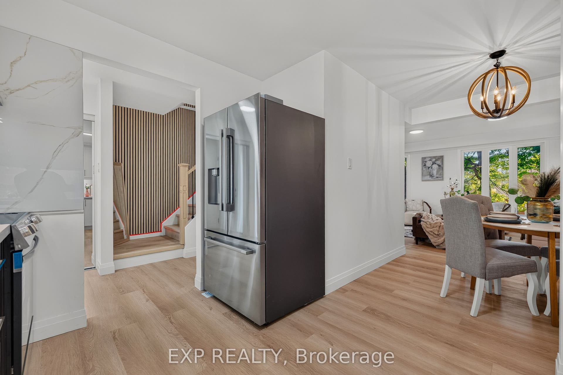 103 Dalegrove Drive, Kitchener, Waterloo ON N2M 2G6