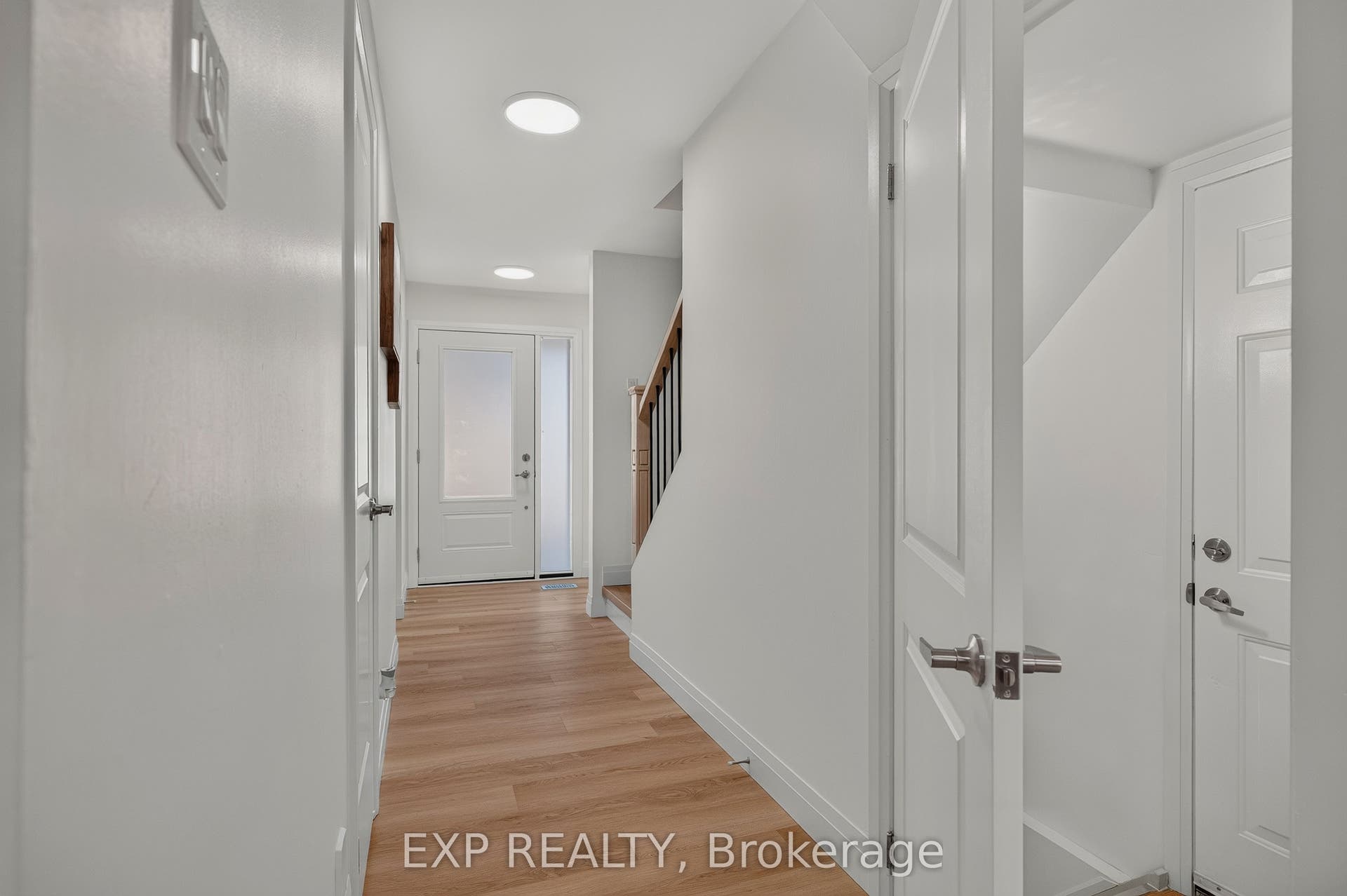 103 Dalegrove Drive, Kitchener, Waterloo ON N2M 2G6