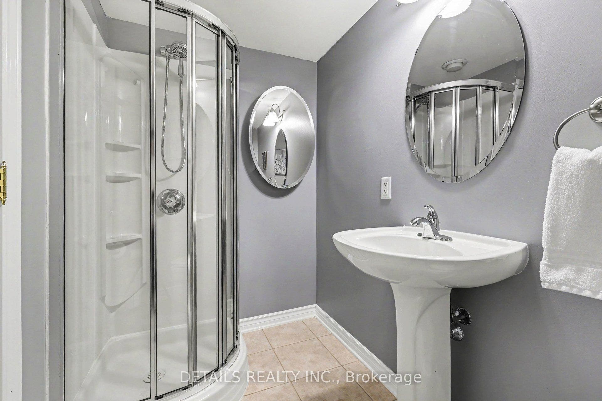 61 Robson Court, #1D, Kanata, Ottawa ON K2K 2W1