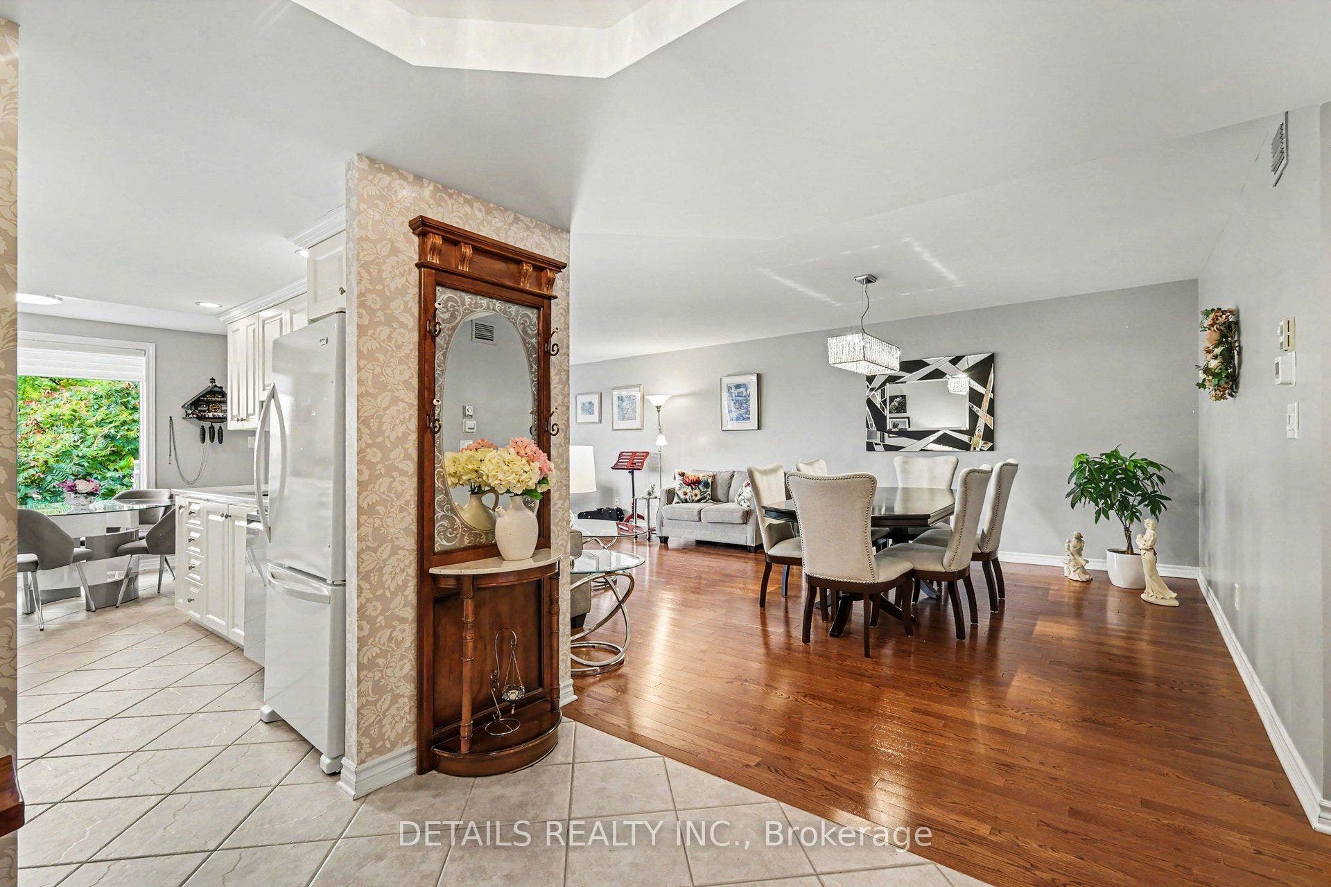 61 Robson Court, #1D, Kanata, Ottawa ON K2K 2W1