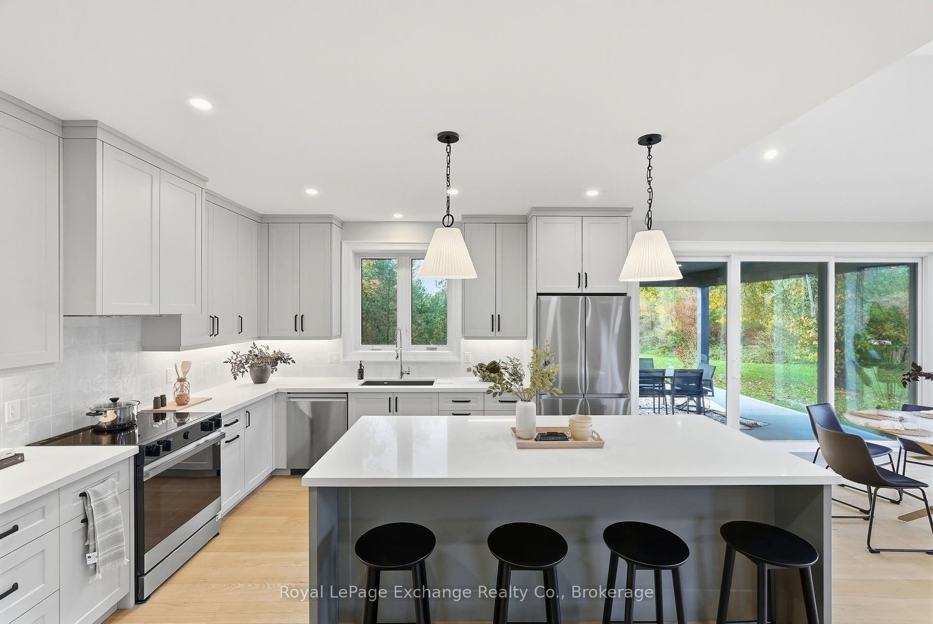 104 Butternut Court, Grey Highlands, Grey County ON N0C 1H0