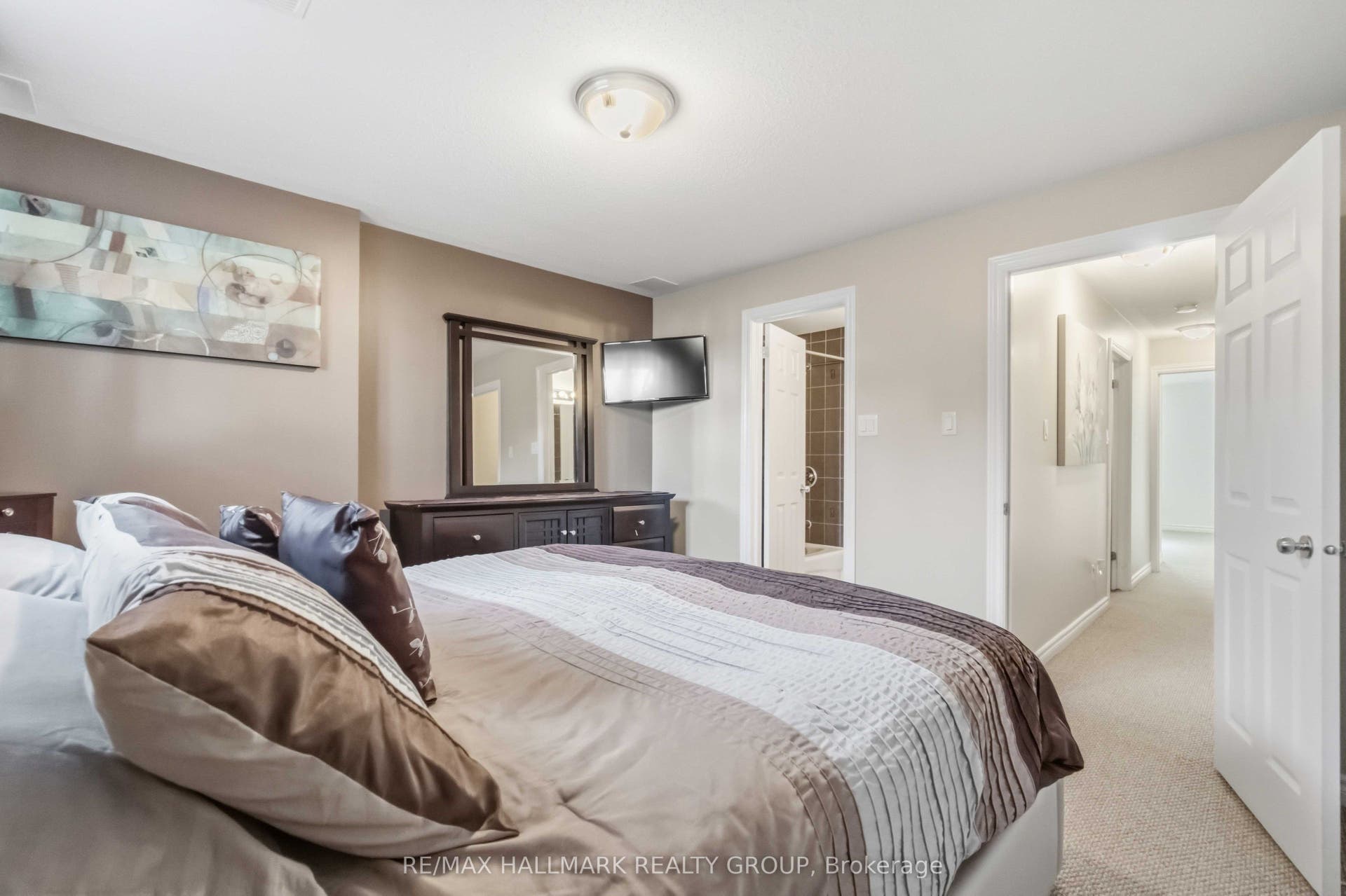 562 Lakeridge Drive, #8, Orleans - Cumberland And Area, Ottawa ON K4A 0H4 562 Lakeridge Drive, #8, Orleans - Cumberland And Area, Ottawa ON K4A 0H4