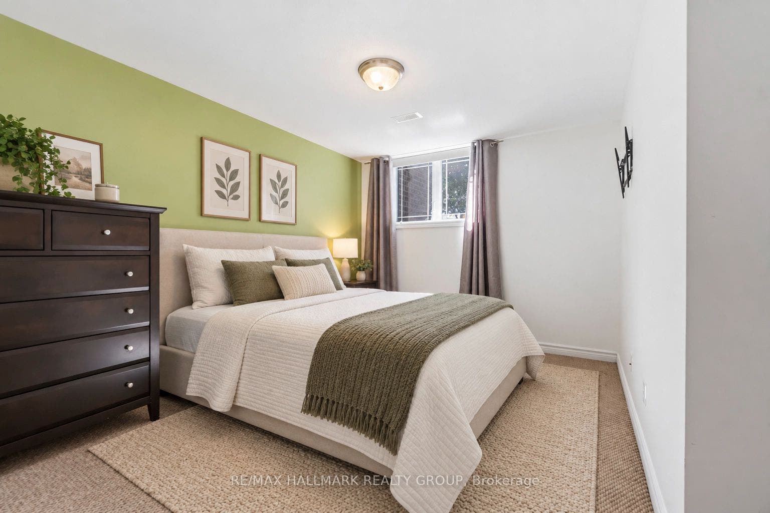 562 Lakeridge Drive, #8, Orleans - Cumberland And Area, Ottawa ON K4A 0H4 virtually staged