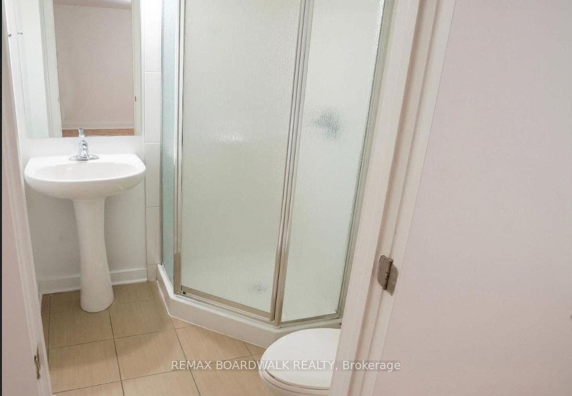 458D King Edward Avenue, #209, Lower Town - Sandy Hill, Ottawa ON K1N 0B3 458D King Edward Avenue, #209, Lower Town - Sandy Hill, Ottawa ON K1N 0B3