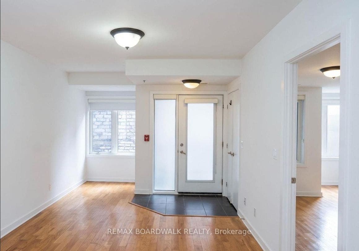 458D King Edward Avenue, #209, Lower Town - Sandy Hill, Ottawa ON K1N 0B3 458D King Edward Avenue, #209, Lower Town - Sandy Hill, Ottawa ON K1N 0B3