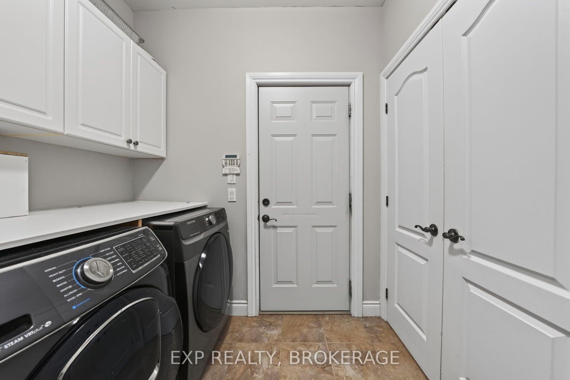 5005 Fox Run Place, Kingston, Frontenac ON K7P 0E4 5005 Fox Run Place, Kingston, Frontenac ON K7P 0E4