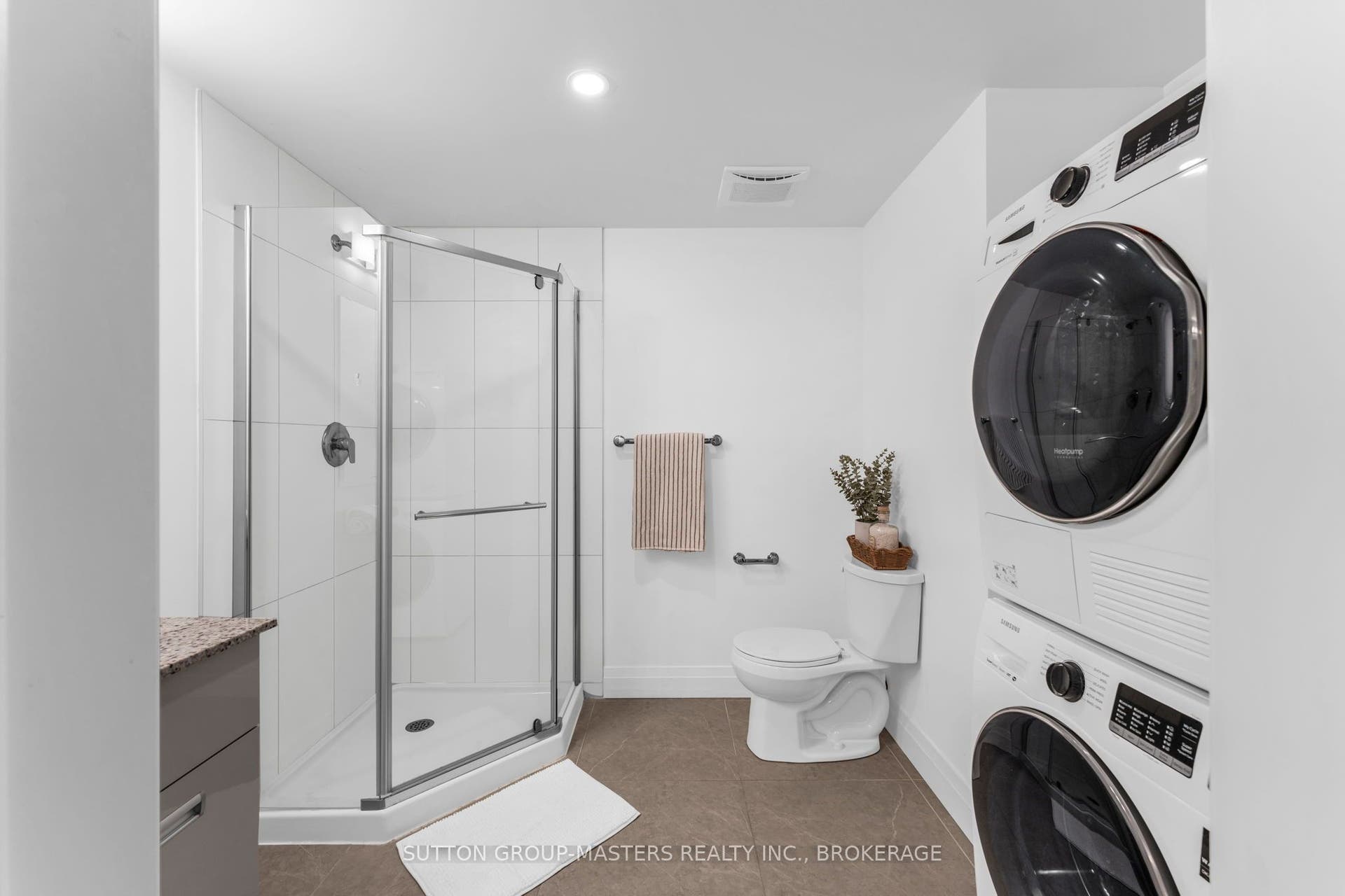 652 Princess Street, #211, Kingston, Frontenac ON K7L 1E5