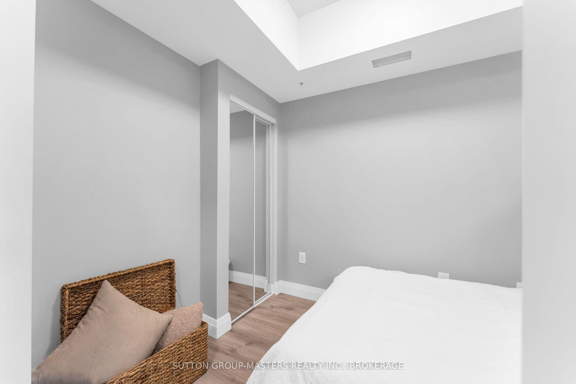652 Princess Street, #211, Kingston, Frontenac ON K7L 1E5