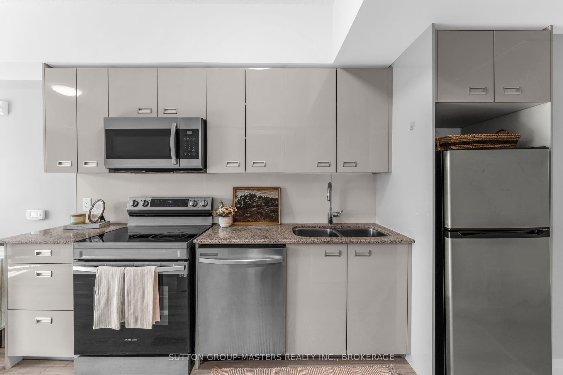 652 Princess Street, #211, Kingston, Frontenac ON K7L 1E5