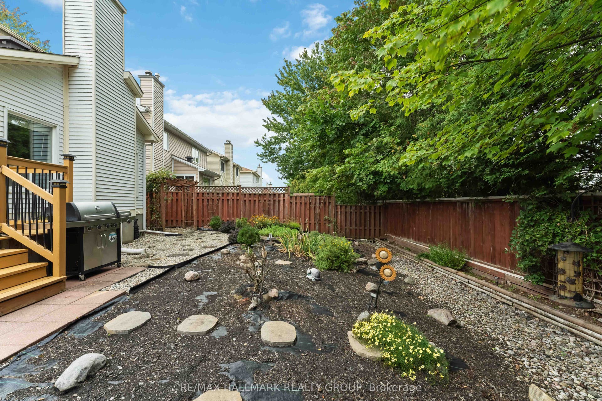 2053 ROLLING BROOK Drive, Orleans - Convent Glen And Area, Ottawa ON K1W 1C9