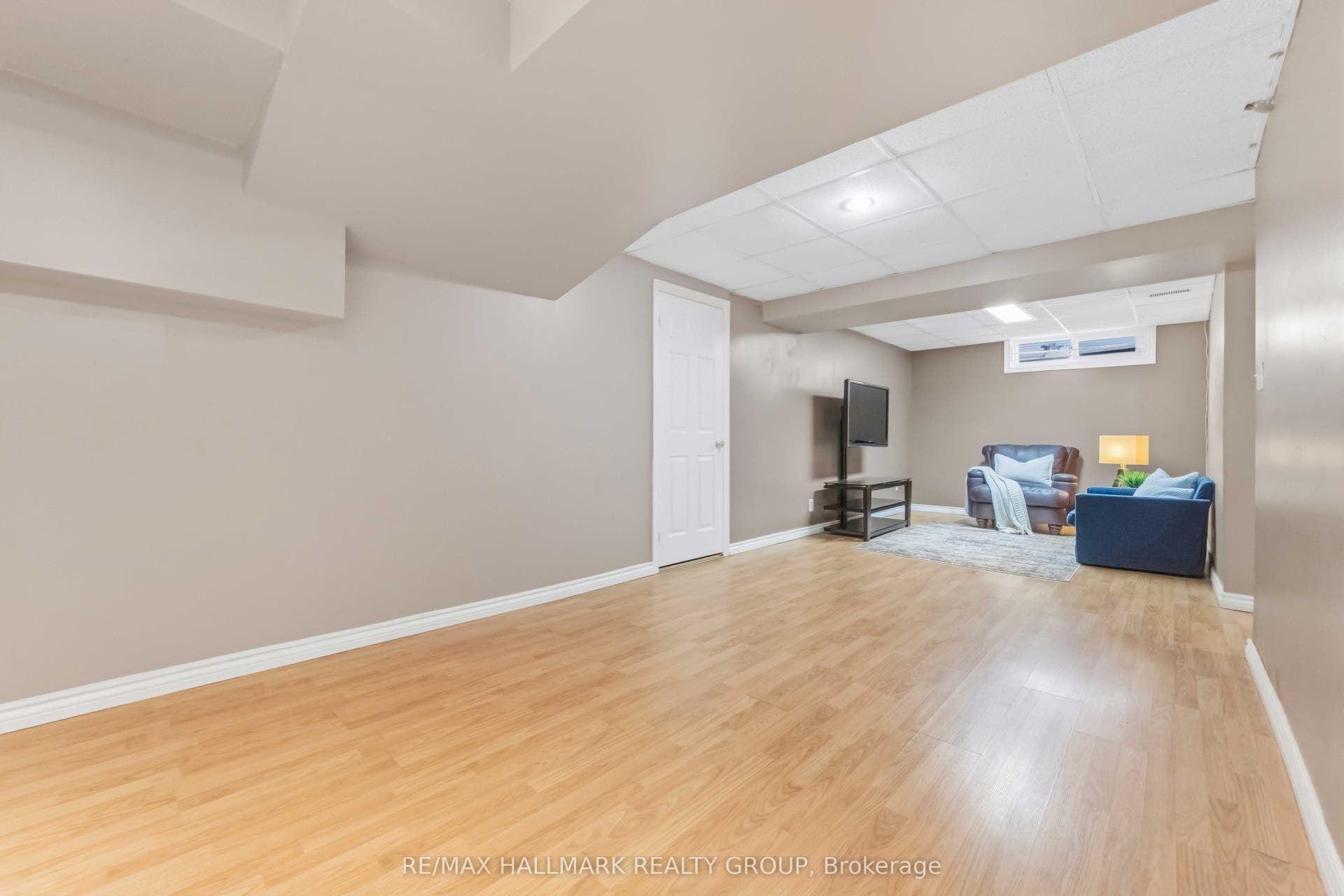 2053 ROLLING BROOK Drive, Orleans - Convent Glen And Area, Ottawa ON K1W 1C9