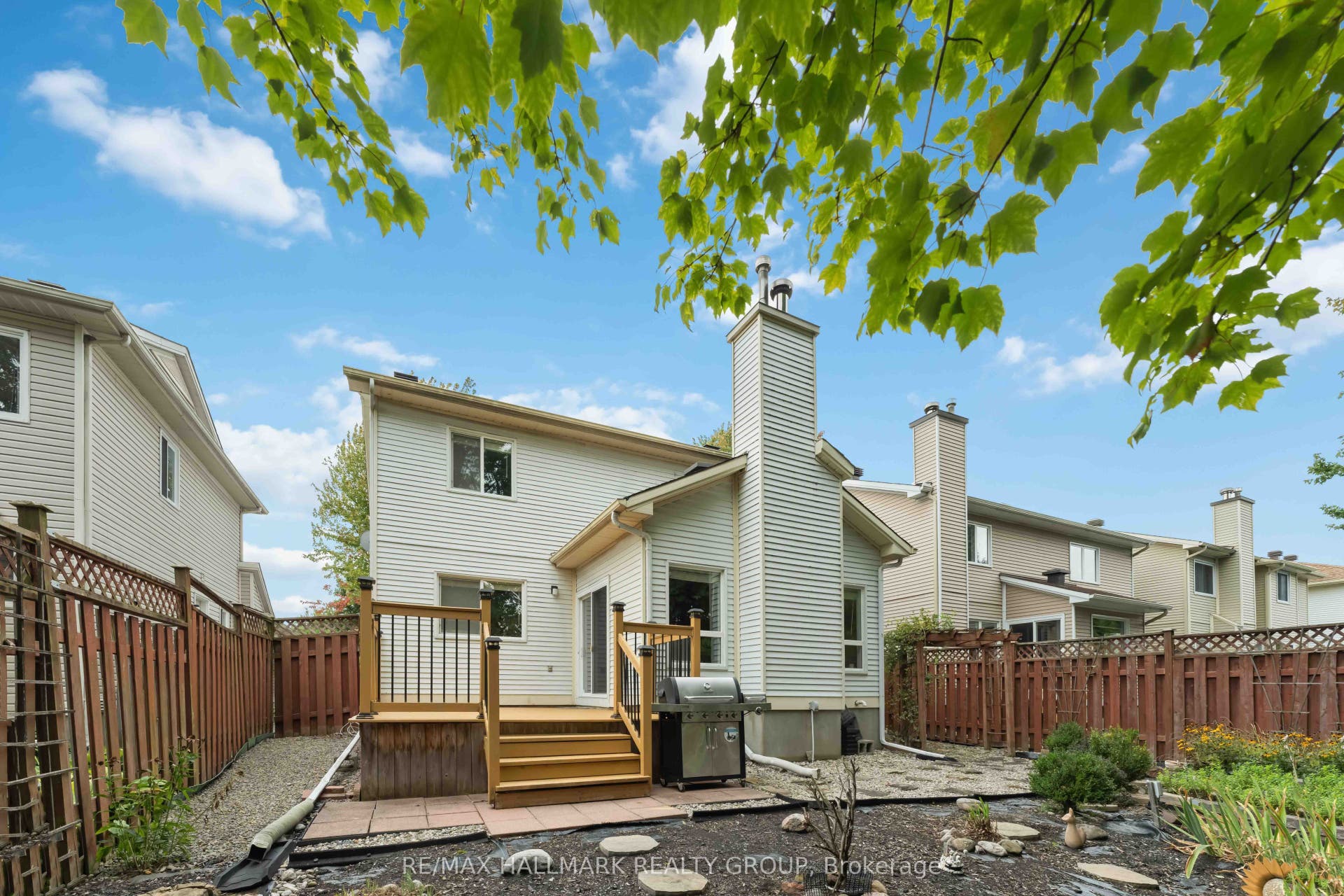 2053 ROLLING BROOK Drive, Orleans - Convent Glen And Area, Ottawa ON K1W 1C9