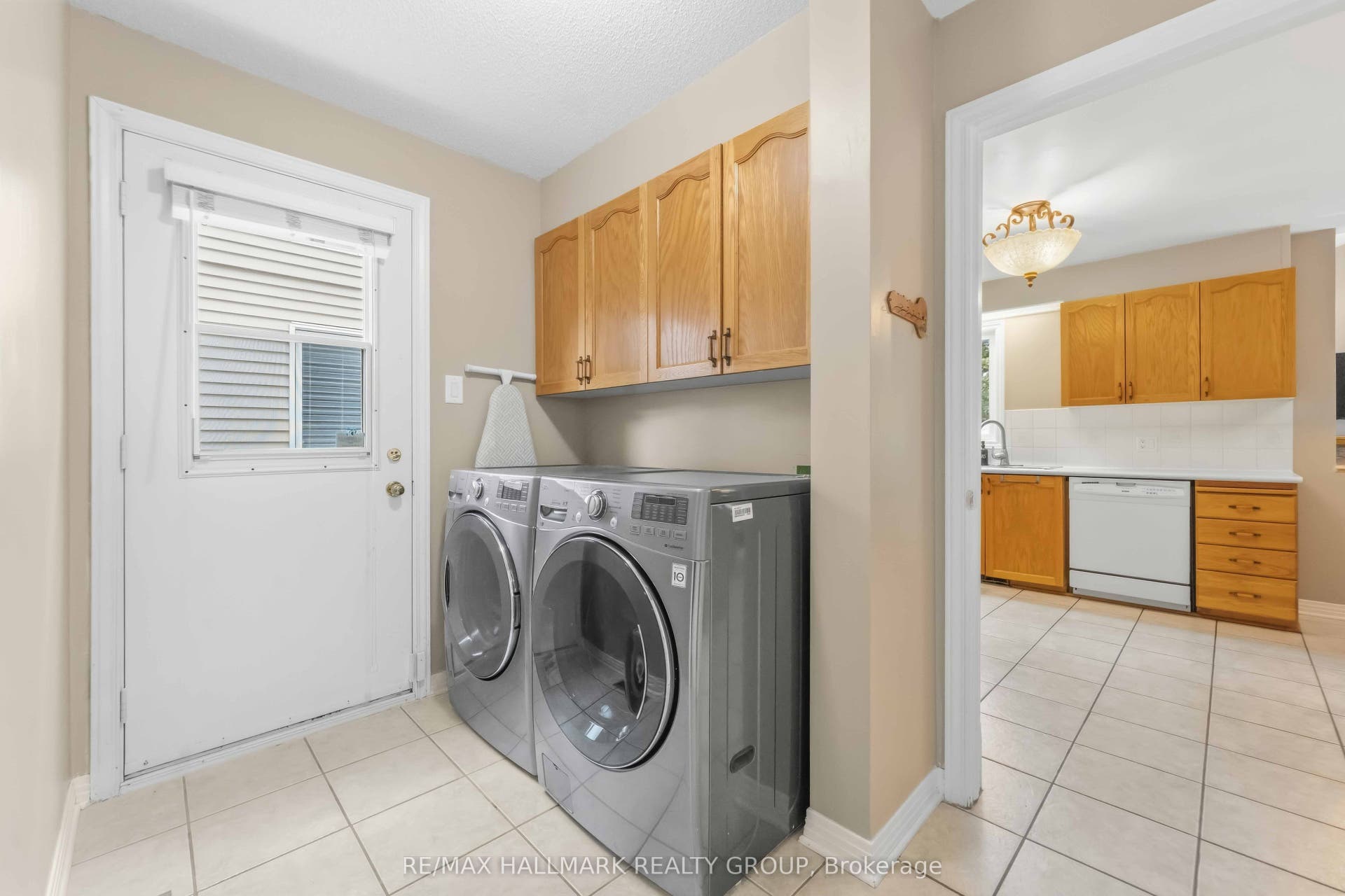 2053 ROLLING BROOK Drive, Orleans - Convent Glen And Area, Ottawa ON K1W 1C9