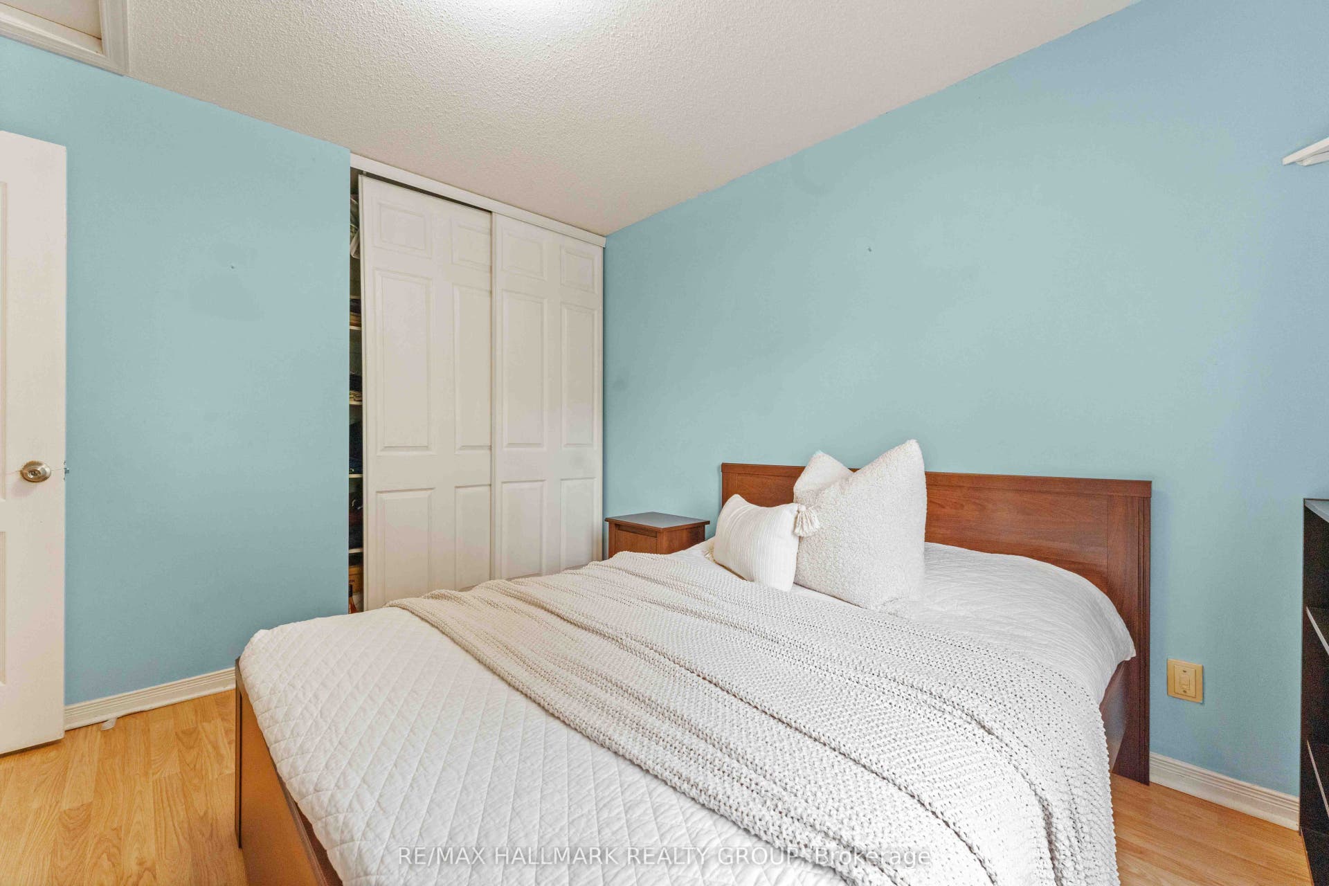 2053 ROLLING BROOK Drive, Orleans - Convent Glen And Area, Ottawa ON K1W 1C9