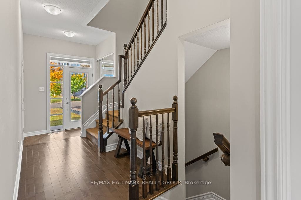 523 Thimbleberry Row, Orleans - Cumberland And Area, Ottawa ON K4A 1C2