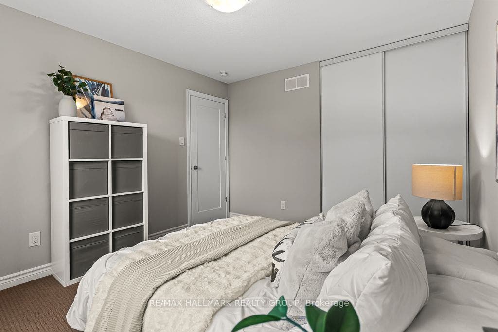 523 Thimbleberry Row, Orleans - Cumberland And Area, Ottawa ON K4A 1C2