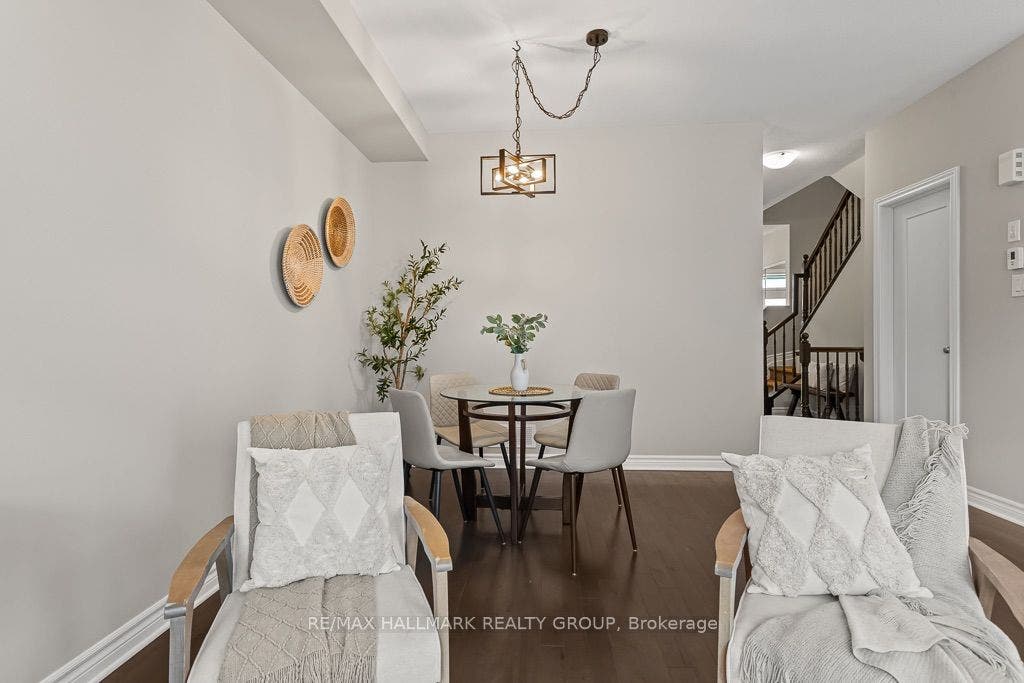 523 Thimbleberry Row, Orleans - Cumberland And Area, Ottawa ON K4A 1C2