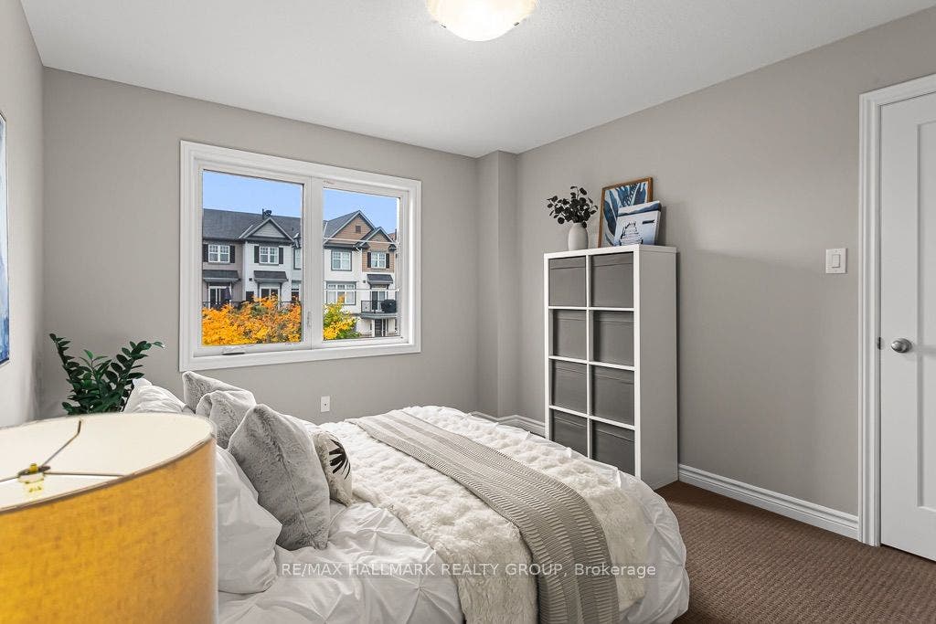 523 Thimbleberry Row, Orleans - Cumberland And Area, Ottawa ON K4A 1C2