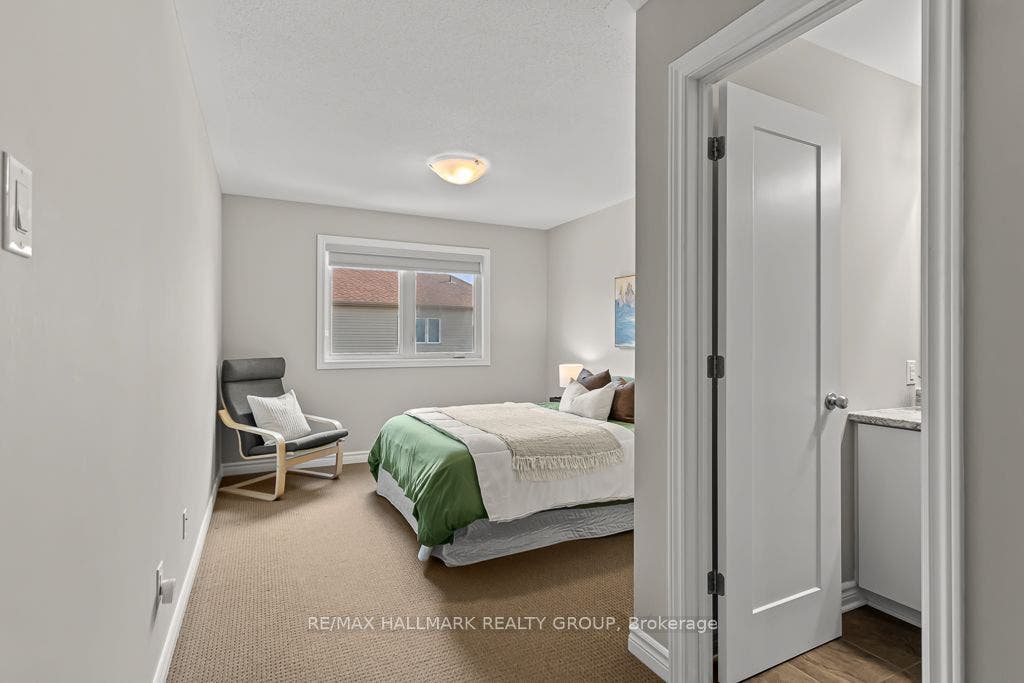 523 Thimbleberry Row, Orleans - Cumberland And Area, Ottawa ON K4A 1C2