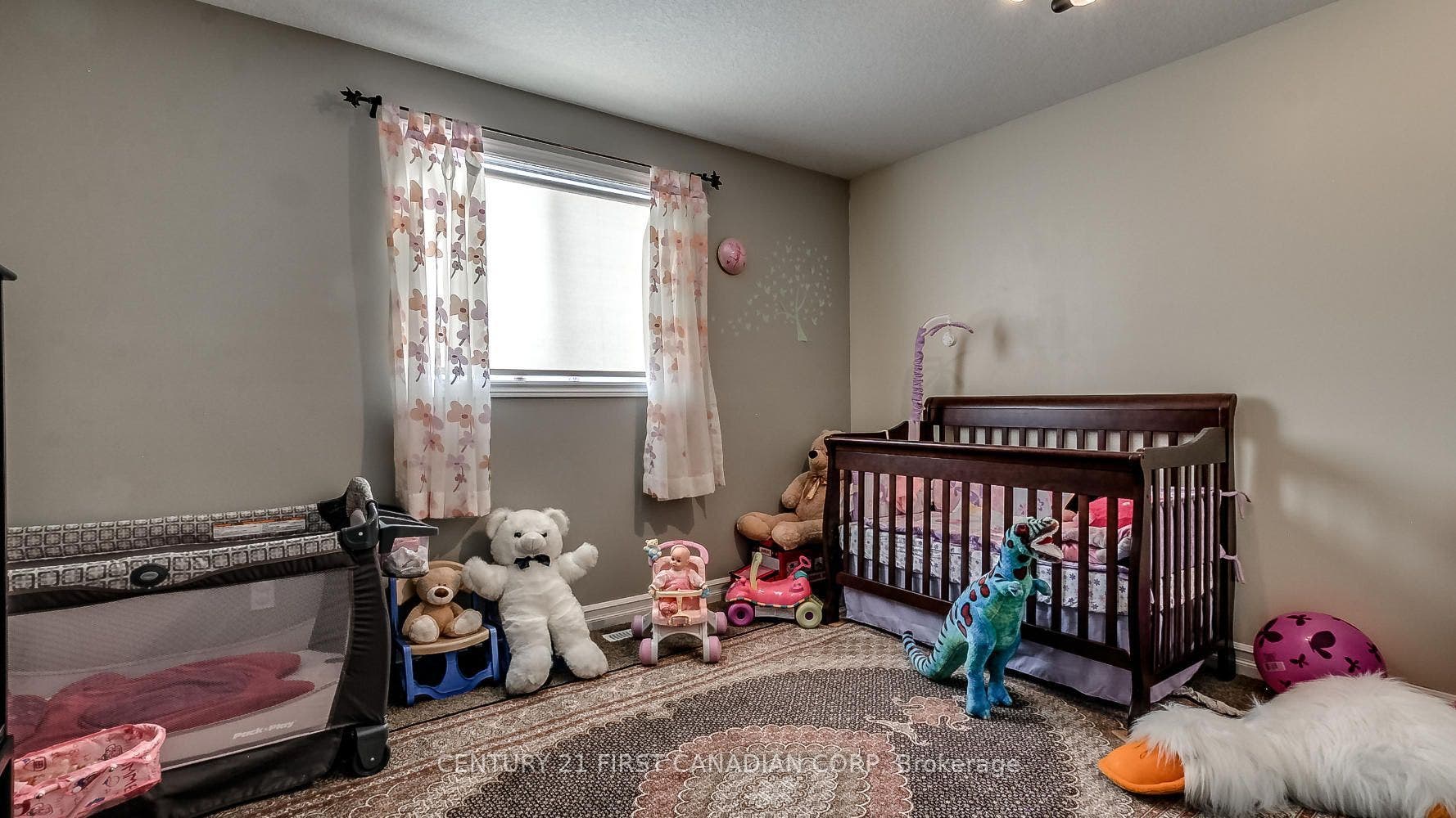2746 Bateman Trail, London South, Middlesex ON N6L 0A8