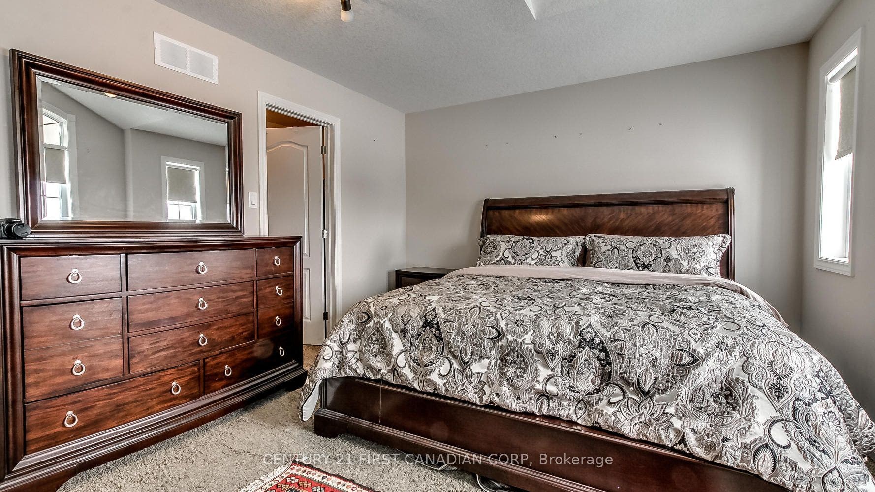 2746 Bateman Trail, London South, Middlesex ON N6L 0A8