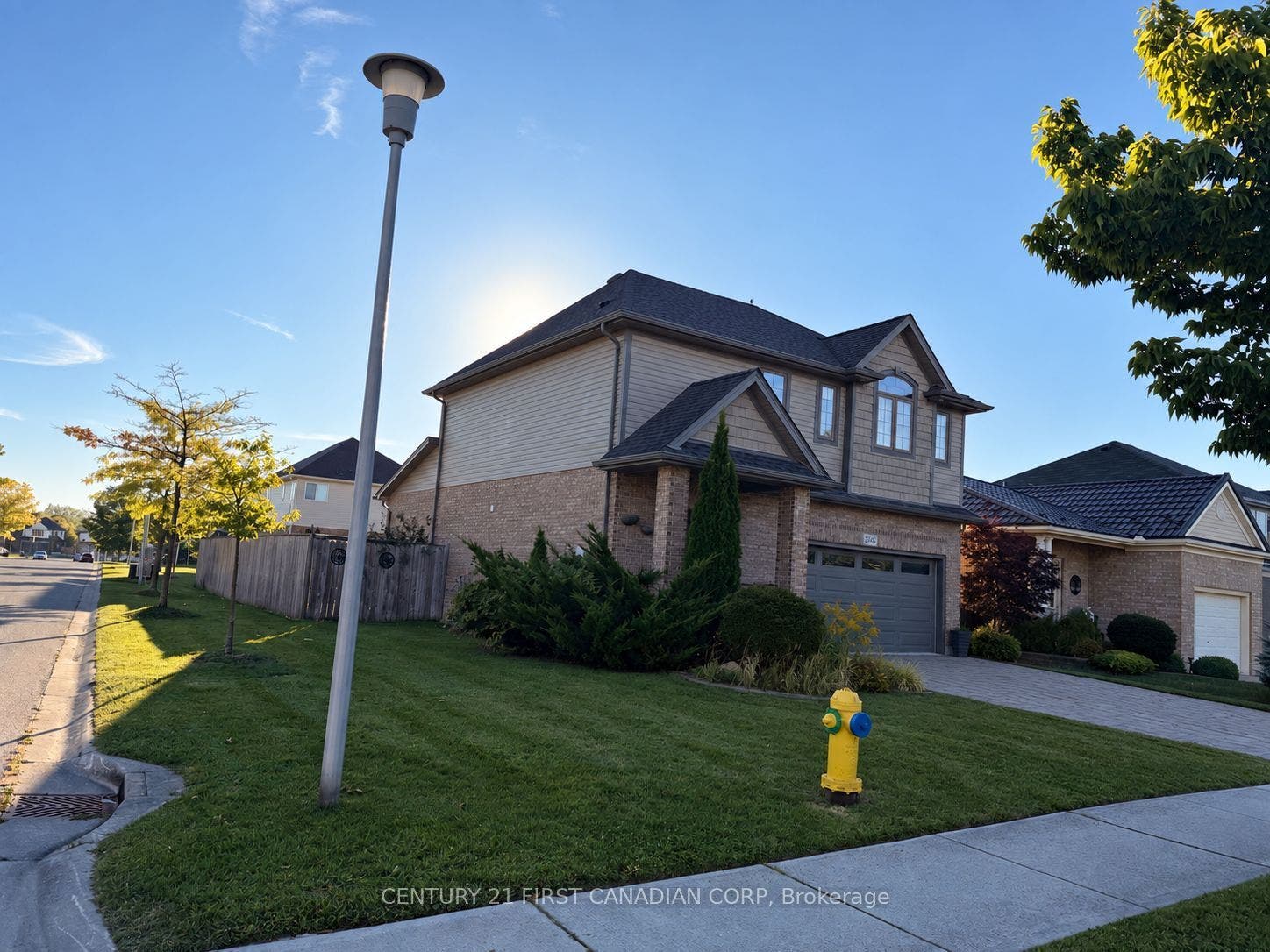 2746 Bateman Trail, London South, Middlesex ON N6L 0A8
