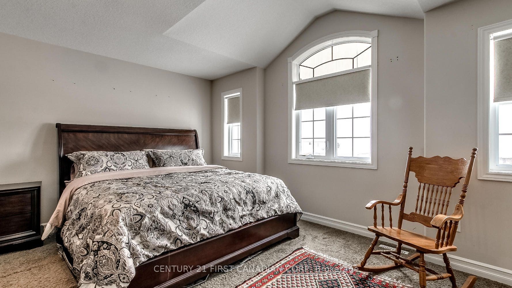 2746 Bateman Trail, London South, Middlesex ON N6L 0A8