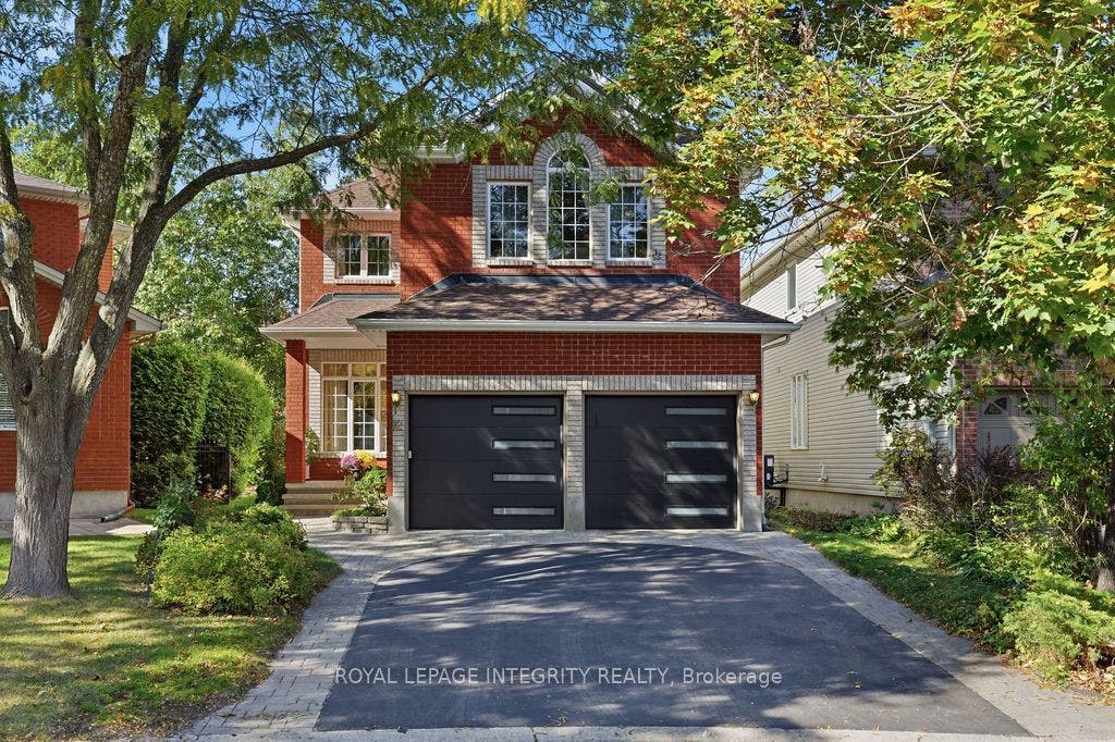 92 Maricona Way, Kanata, Ottawa ON K2T 1H3