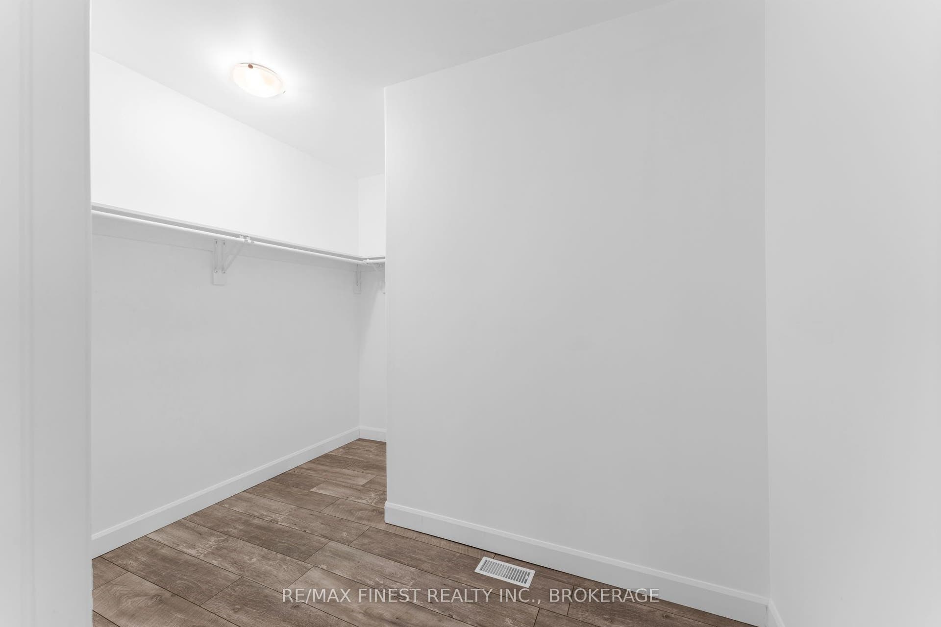 5082 Highway 15 N/A, Kingston, Frontenac ON K0H 2N0