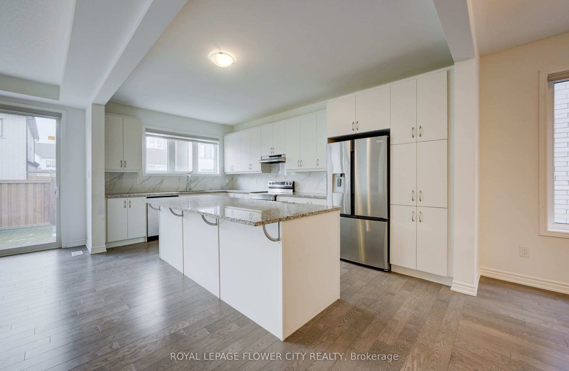 51 William Nador Street, Kitchener, Waterloo ON N2E 3X8 51 William Nador Street, Kitchener, Waterloo ON N2E 3X8