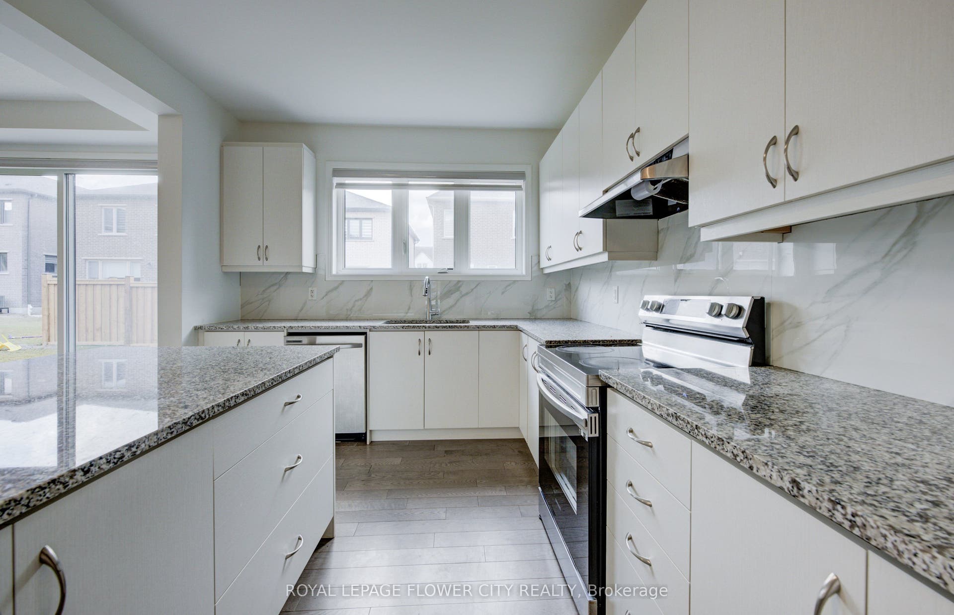 51 William Nador Street, Kitchener, Waterloo ON N2E 3X8 51 William Nador Street, Kitchener, Waterloo ON N2E 3X8