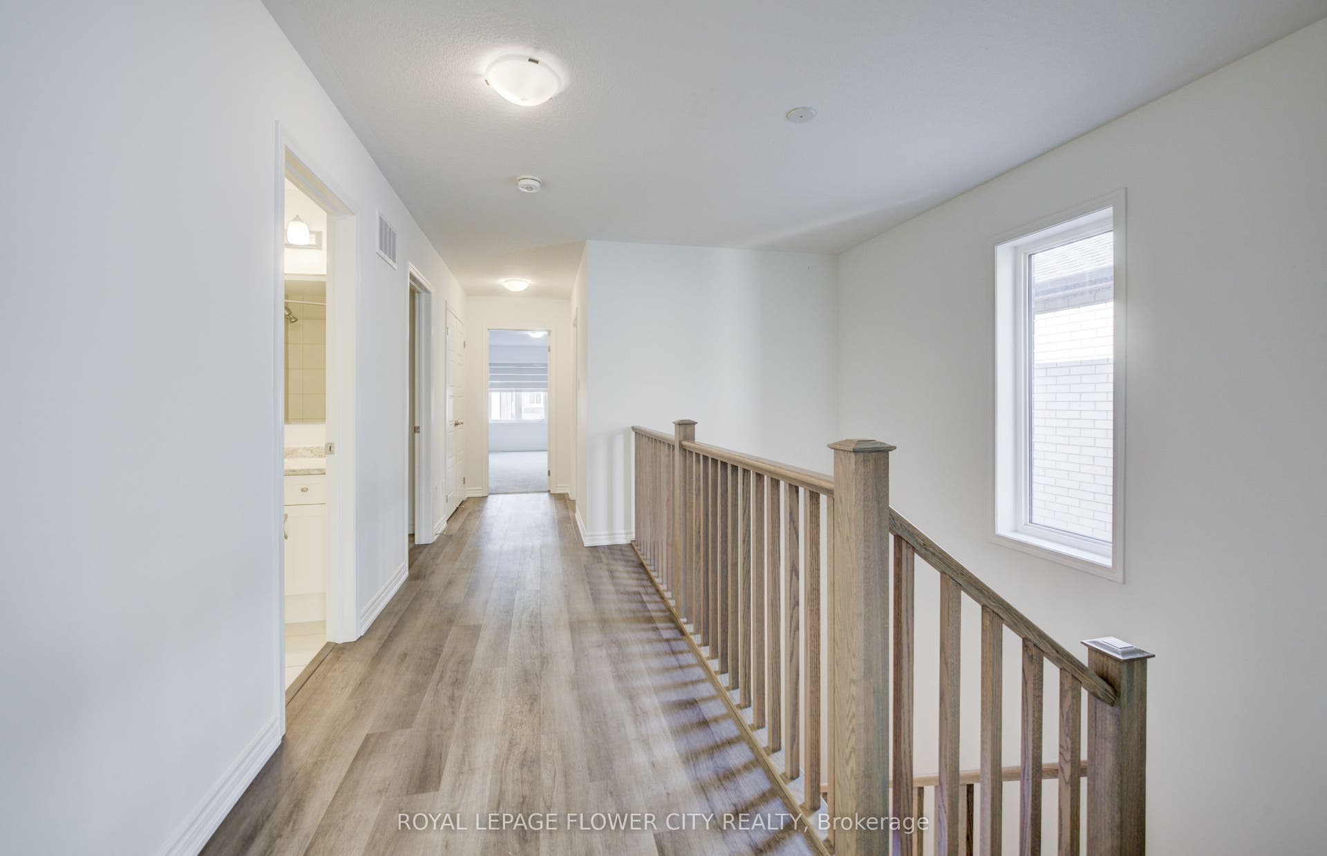 51 William Nador Street, Kitchener, Waterloo ON N2E 3X8 51 William Nador Street, Kitchener, Waterloo ON N2E 3X8