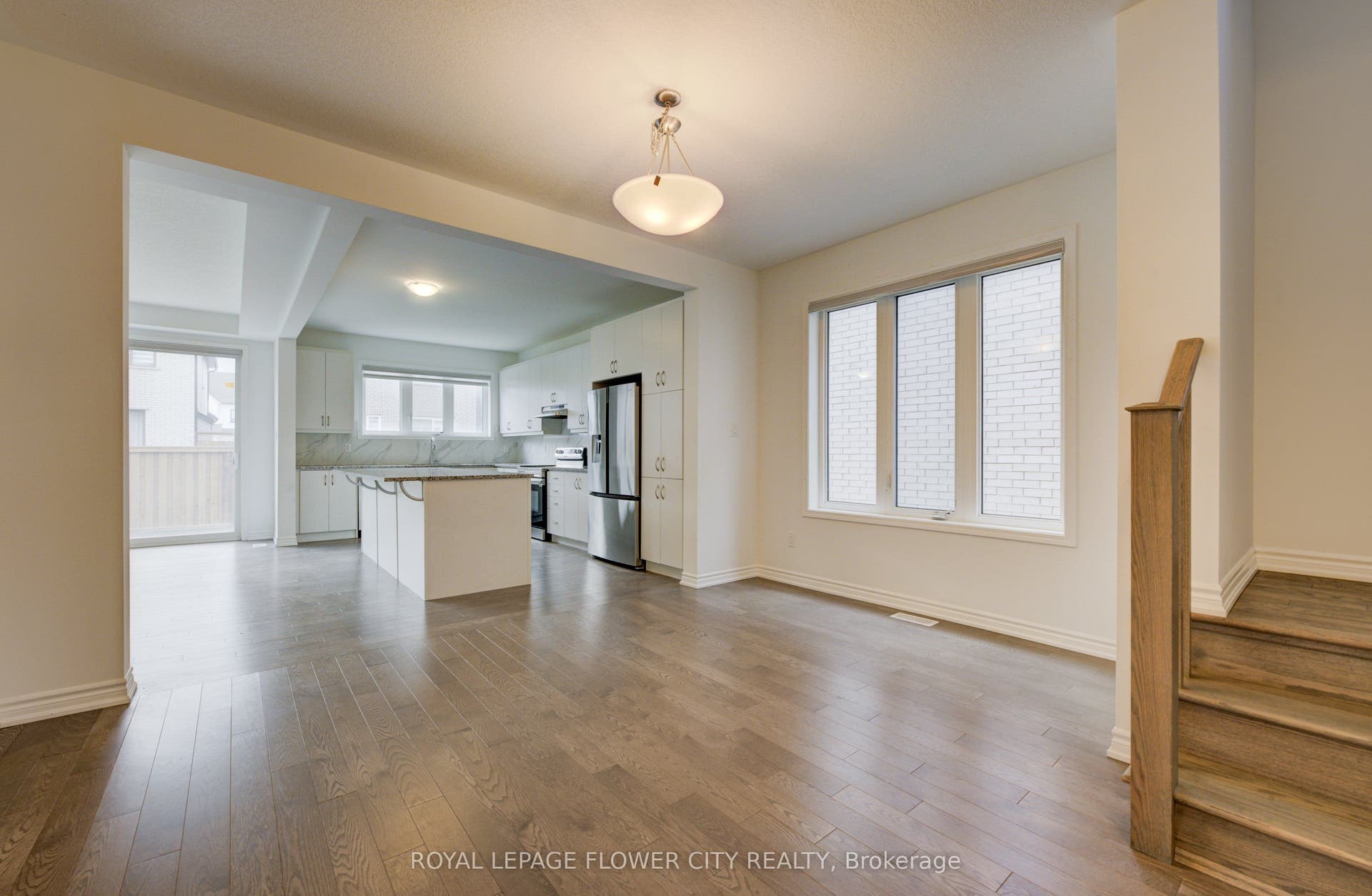 51 William Nador Street, Kitchener, Waterloo ON N2E 3X8 51 William Nador Street, Kitchener, Waterloo ON N2E 3X8