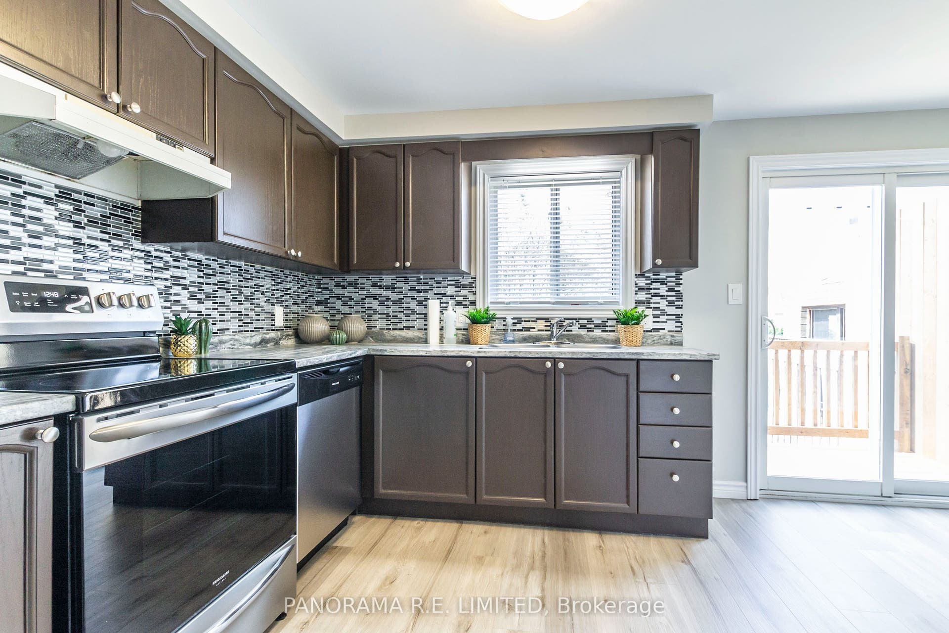 159 Northview Heights Drive, Cambridge, Cambridge, Waterloo ON N1R 7M1