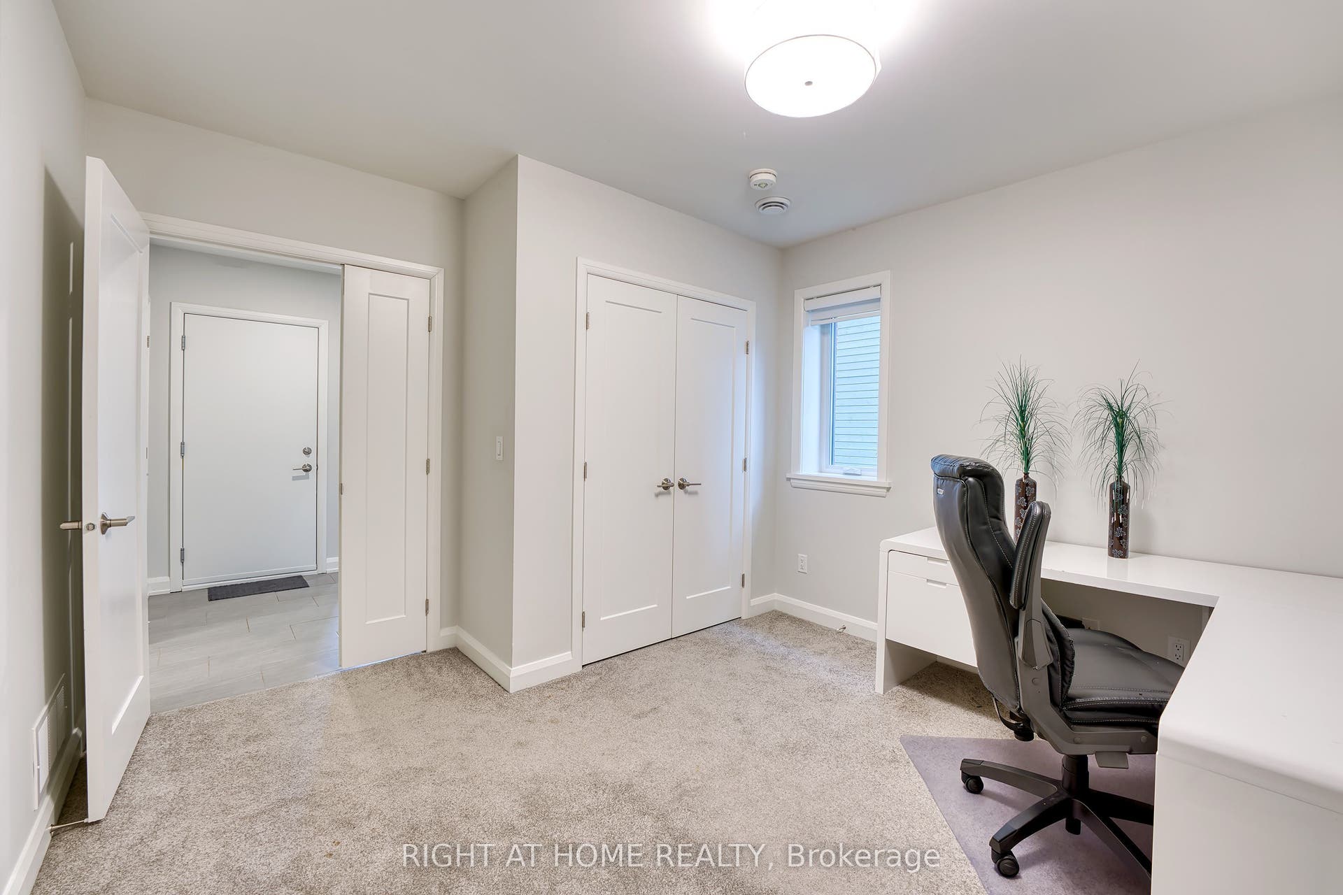 153 BOUNDSTONE Way, Kanata, Ottawa ON K2T 0M5 153 BOUNDSTONE Way, Kanata, Ottawa ON K2T 0M5