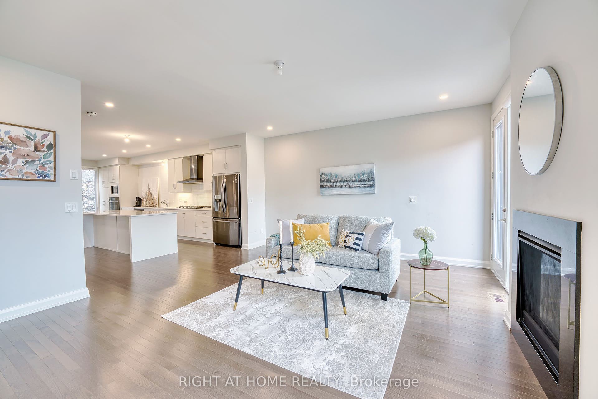 153 BOUNDSTONE Way, Kanata, Ottawa ON K2T 0M5 153 BOUNDSTONE Way, Kanata, Ottawa ON K2T 0M5