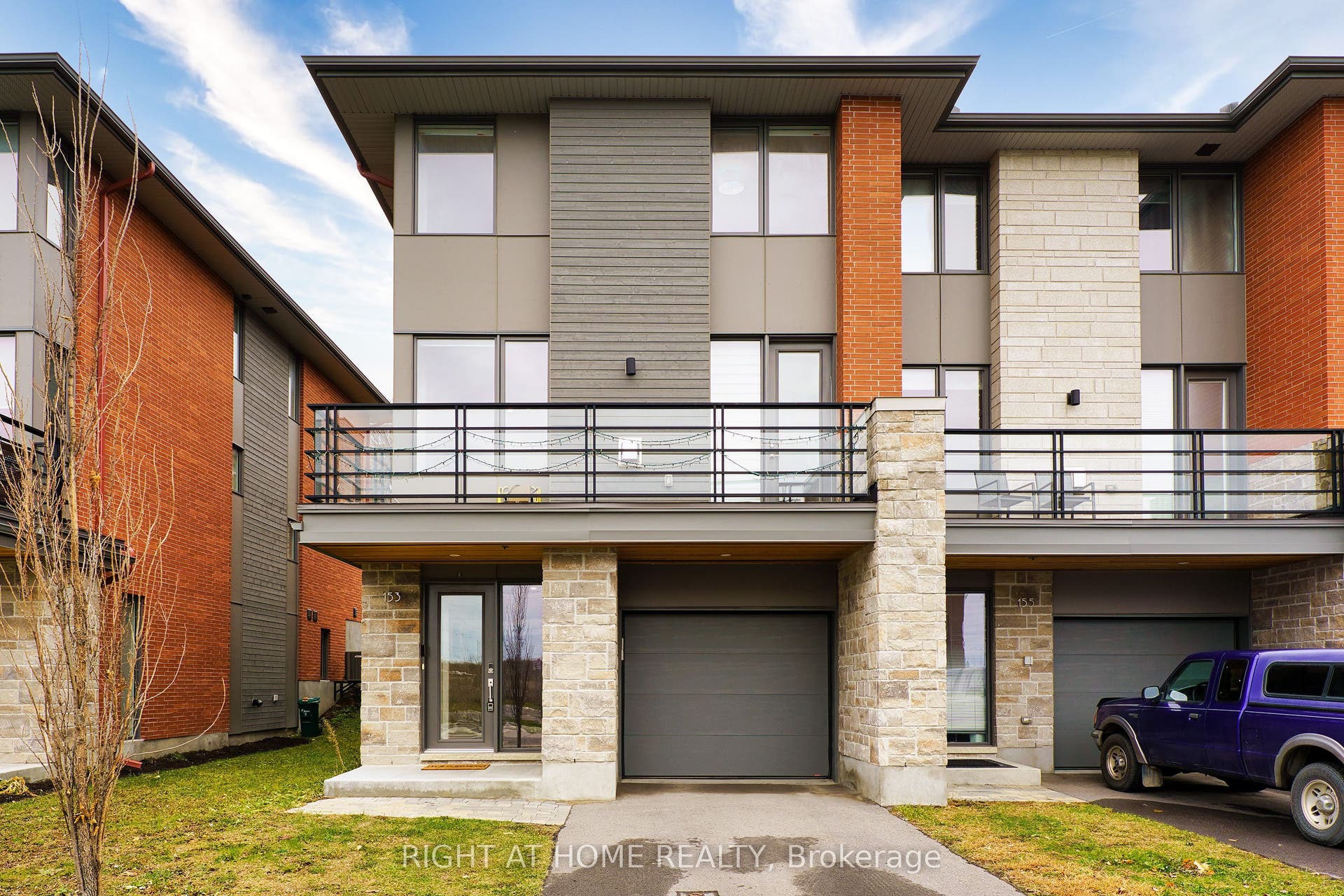 153 BOUNDSTONE Way, Kanata, Ottawa ON K2T 0M5 153 BOUNDSTONE Way, Kanata, Ottawa ON K2T 0M5