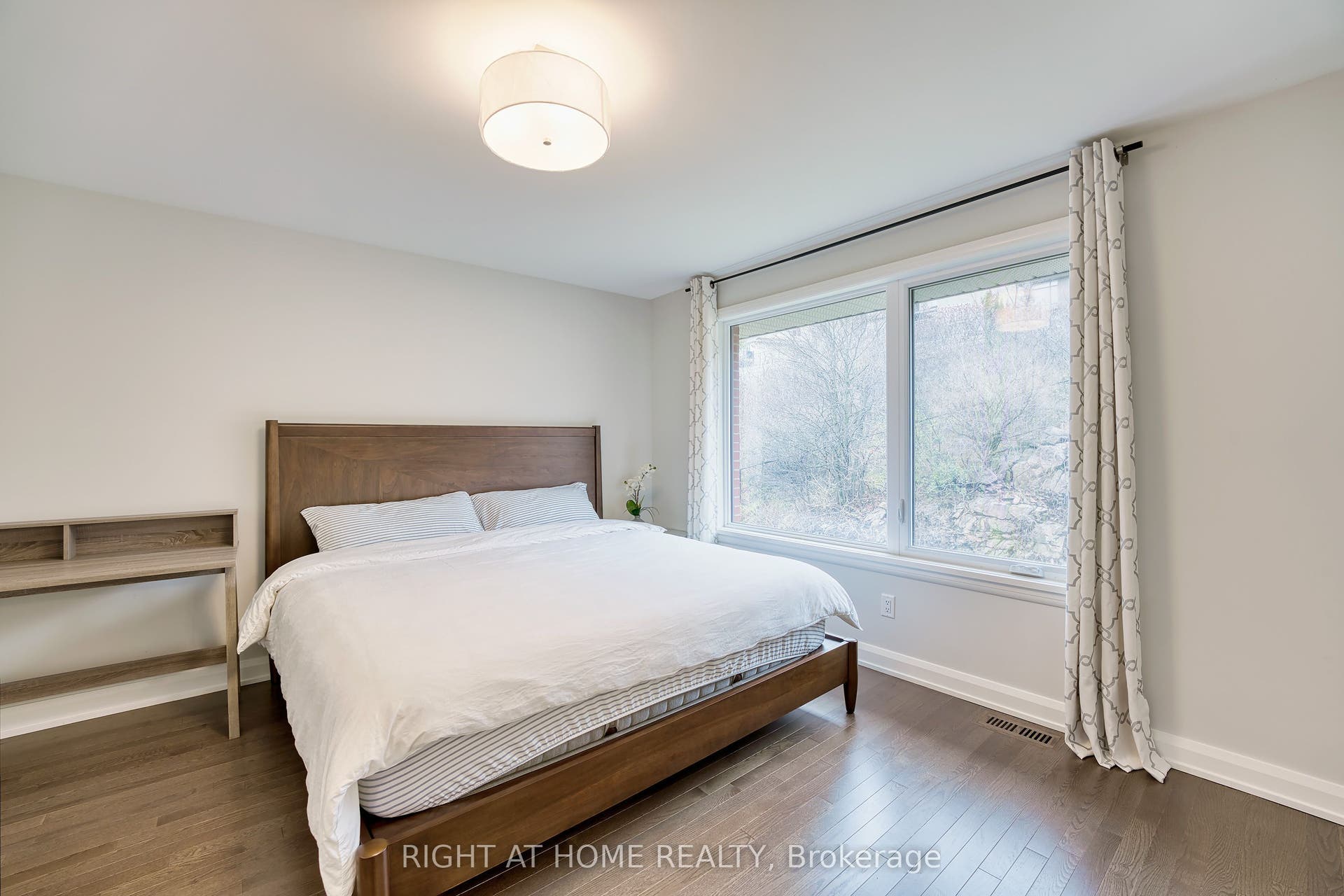 153 BOUNDSTONE Way, Kanata, Ottawa ON K2T 0M5 153 BOUNDSTONE Way, Kanata, Ottawa ON K2T 0M5
