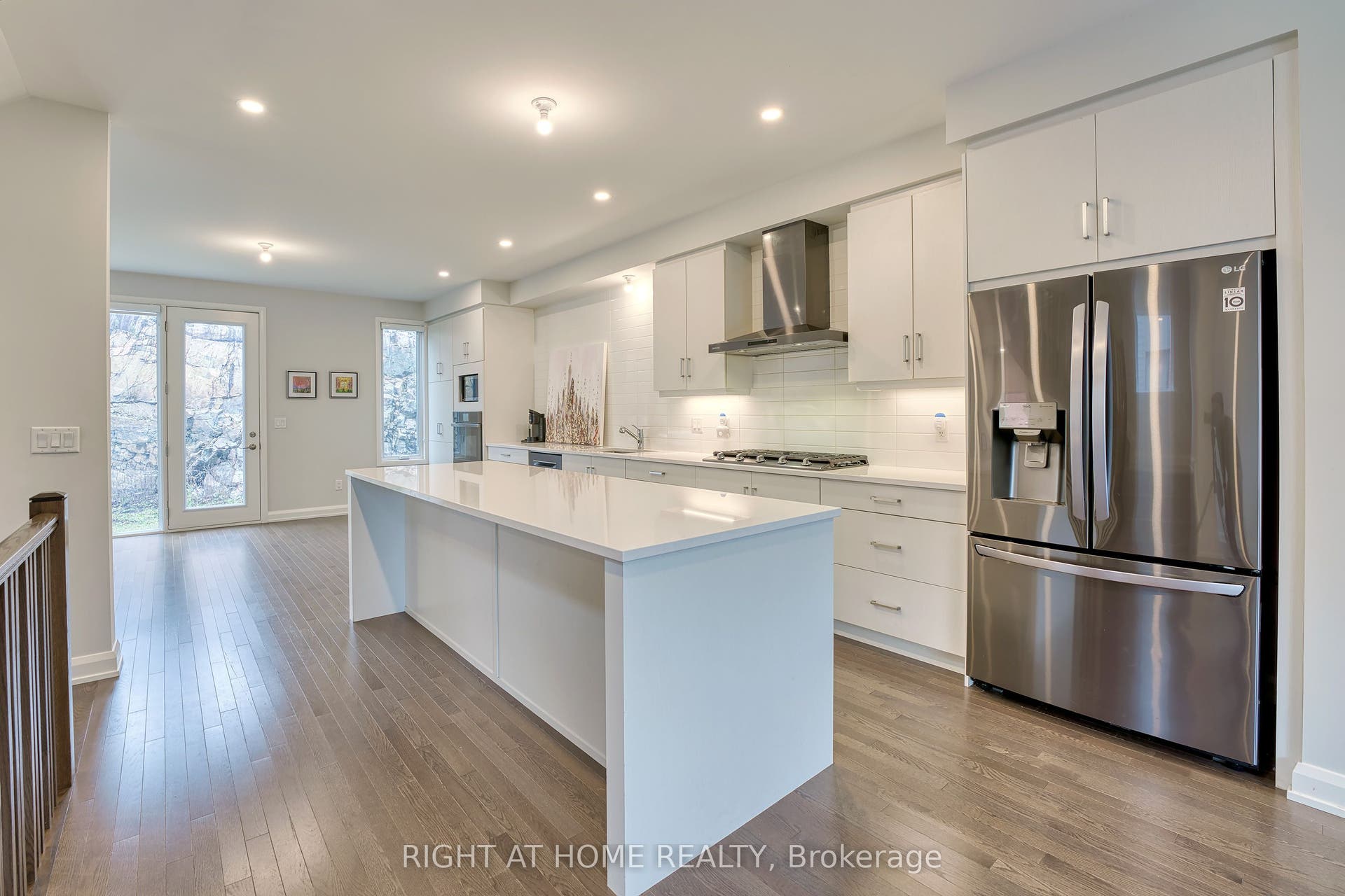 153 BOUNDSTONE Way, Kanata, Ottawa ON K2T 0M5 153 BOUNDSTONE Way, Kanata, Ottawa ON K2T 0M5