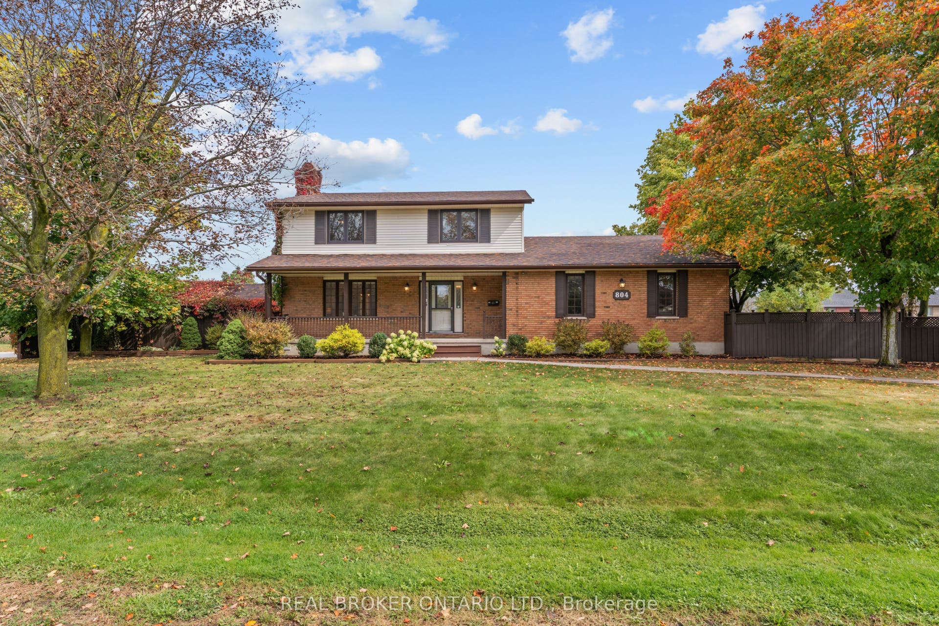 804 Pinewood Drive, Peterborough, Peterborough ON K9K 1L4