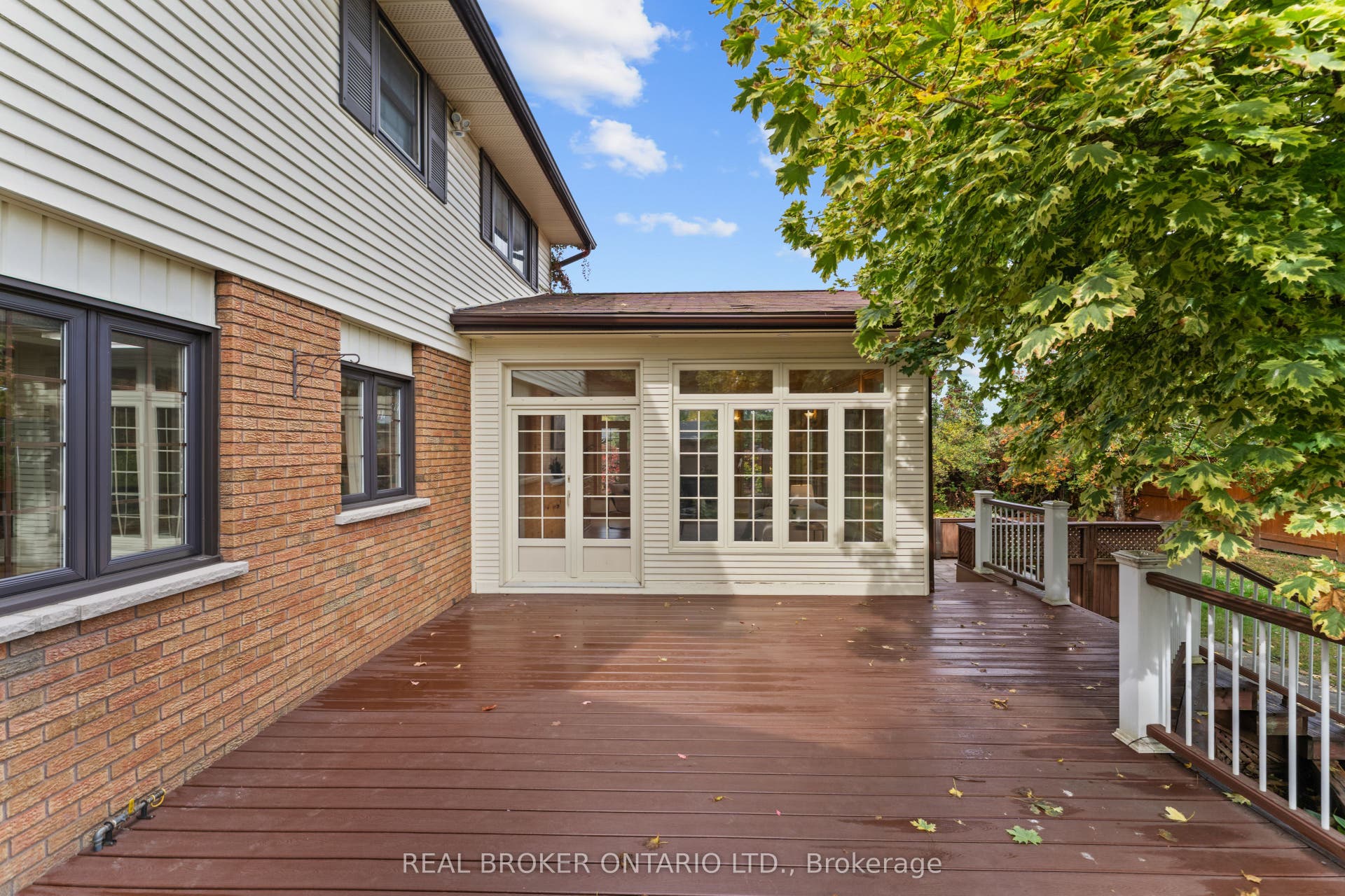 804 Pinewood Drive, Peterborough, Peterborough ON K9K 1L4